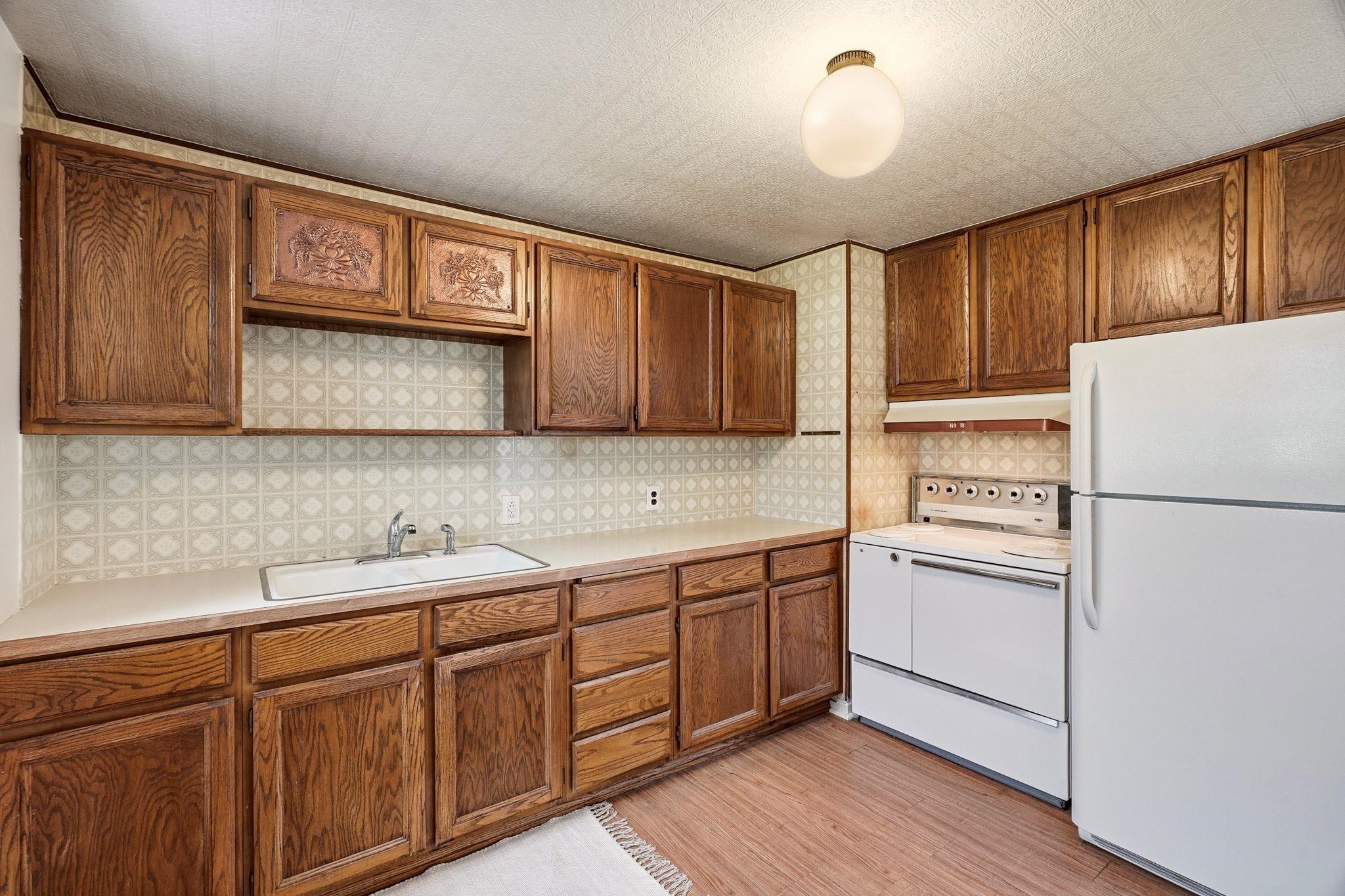 2628 W Olympic Ave - Photo 9