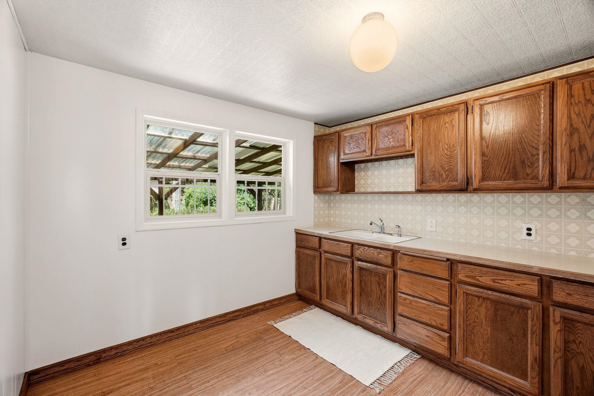 2628 W Olympic Ave - Photo 8