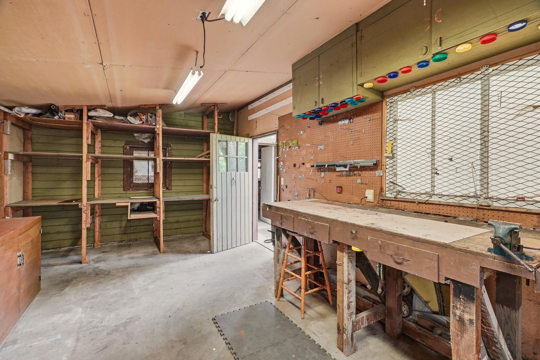 2628 W Olympic Ave - Photo 33