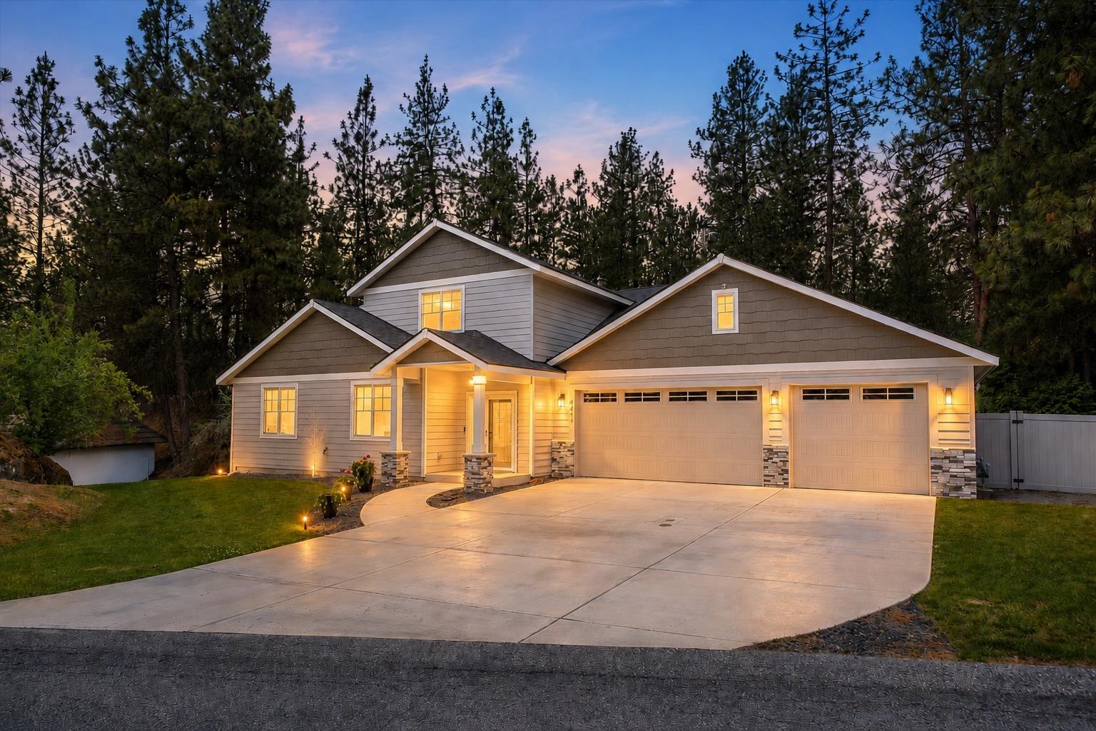 4411 N Center Rd - Photo 1
