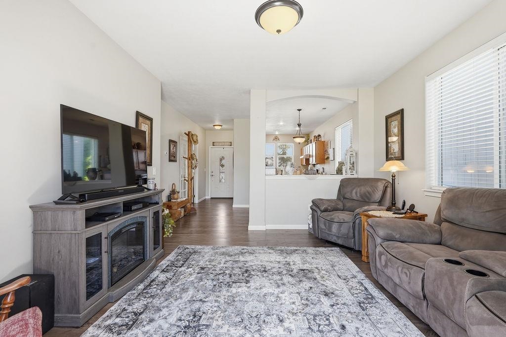 17632 E 4th Ave - Photo 7