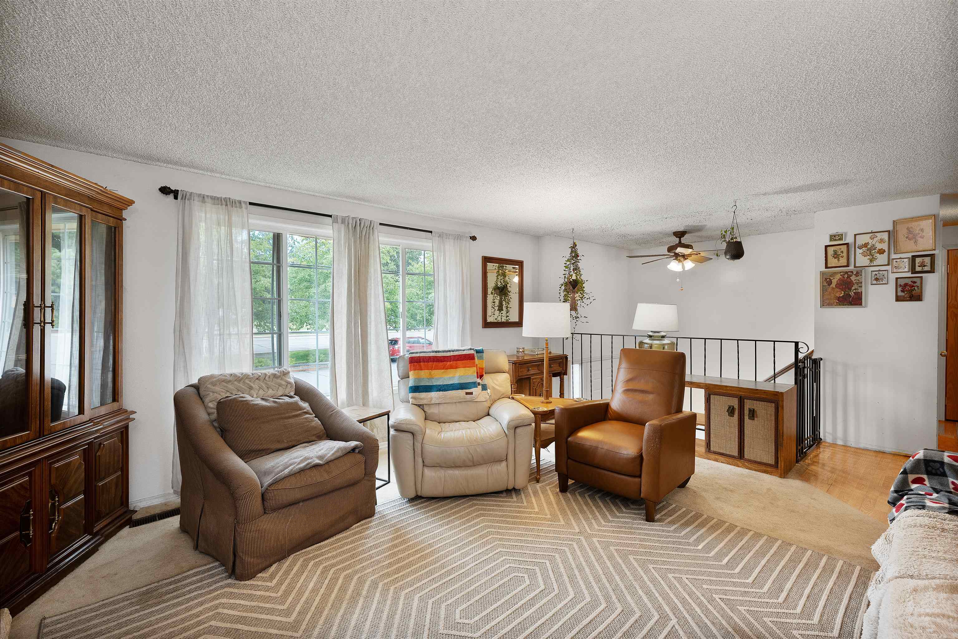 12322 E 26th Ave - Photo 5