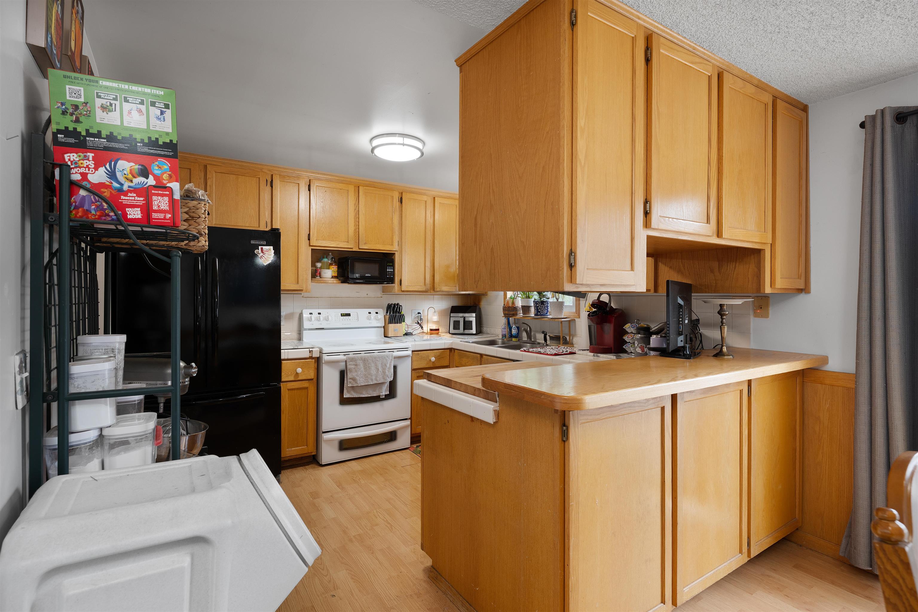 12322 E 26th Ave - Photo 9
