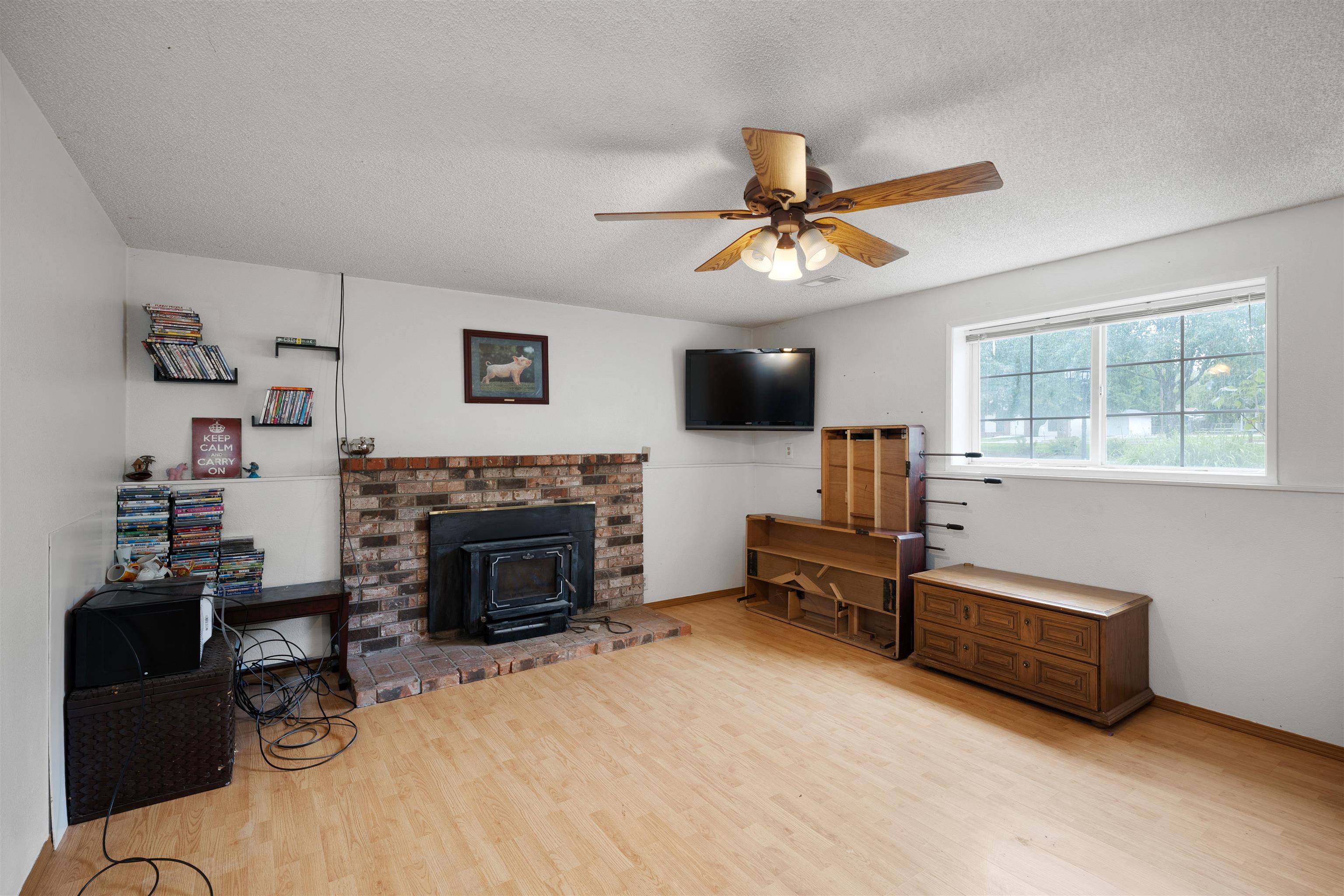 12322 E 26th Ave - Photo 17