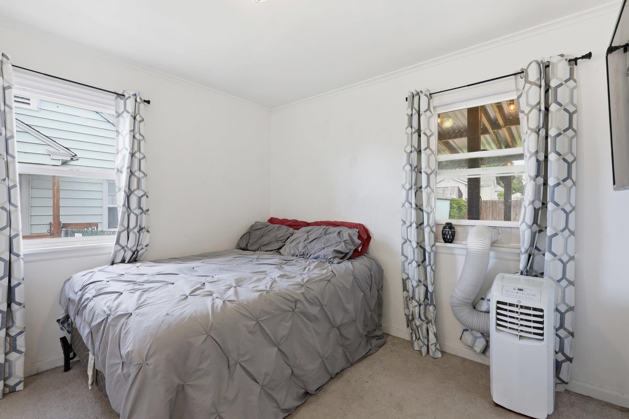 917 E Glass Ave - Photo 15