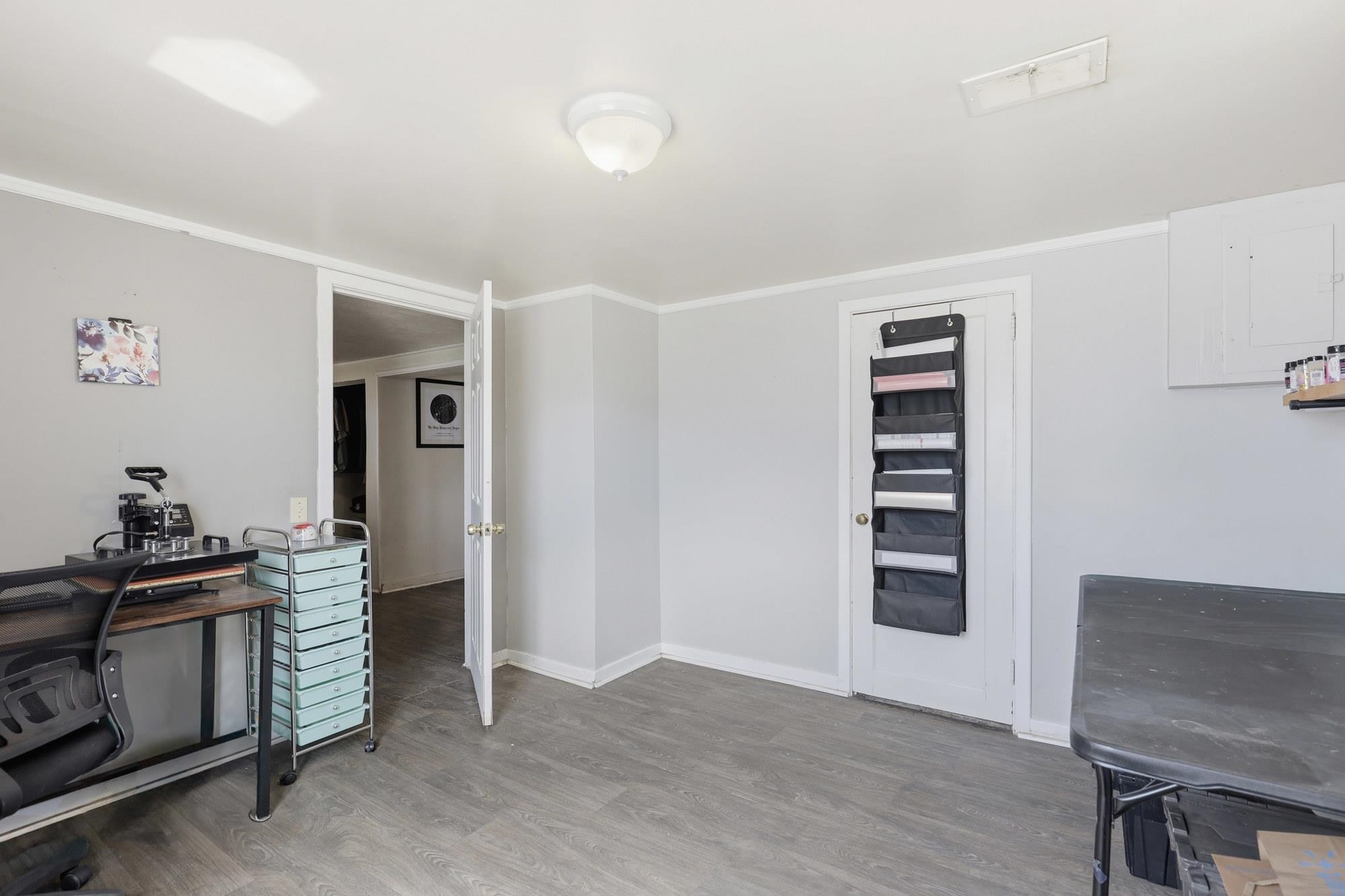 917 E Glass Ave - Photo 19