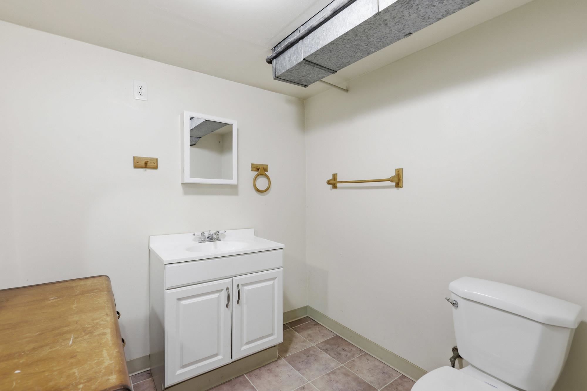 917 E Glass Ave - Photo 22