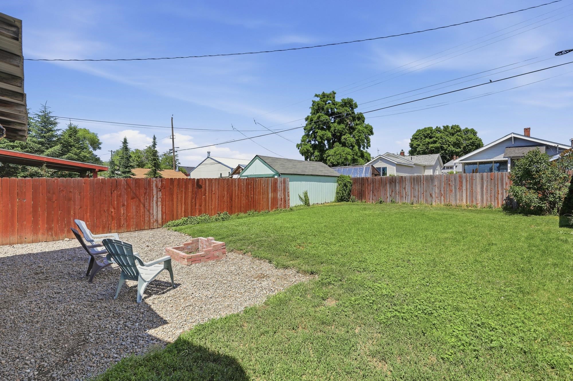 917 E Glass Ave - Photo 29