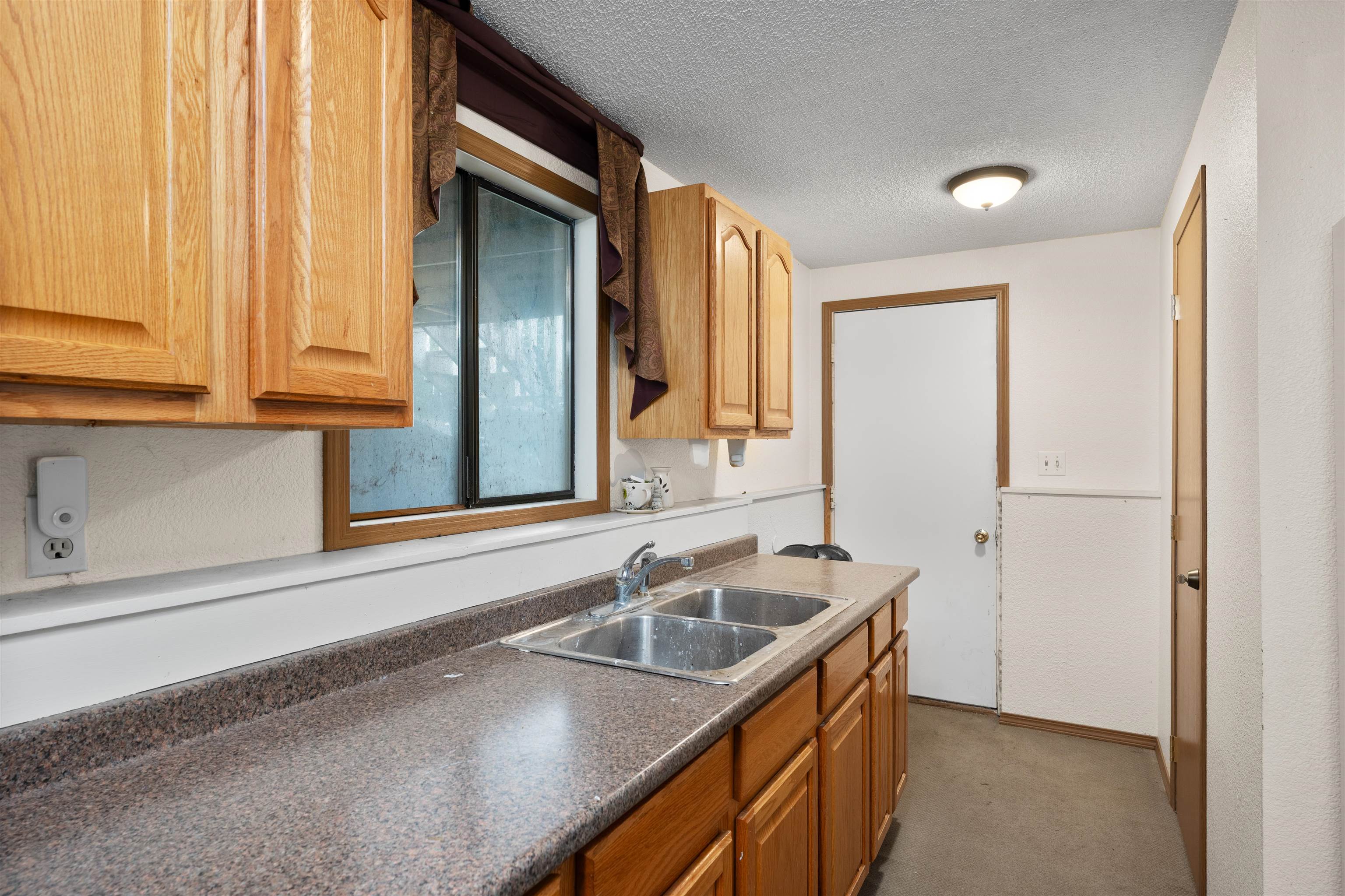 12322 E 26th Ave - Photo 19