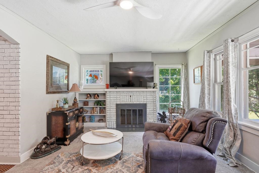 2310 N Park Rd - Photo 5