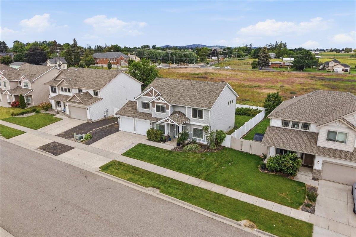 2718 W Heath Ave - Photo 4