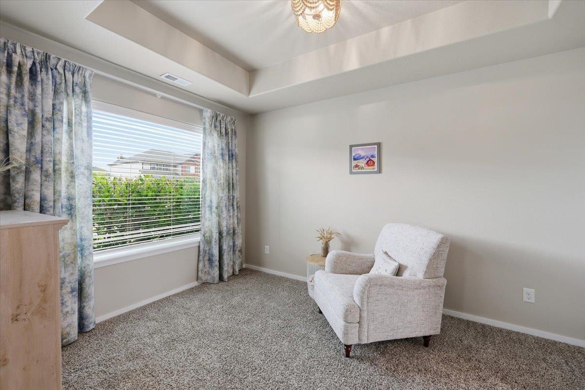 2718 W Heath Ave - Photo 10