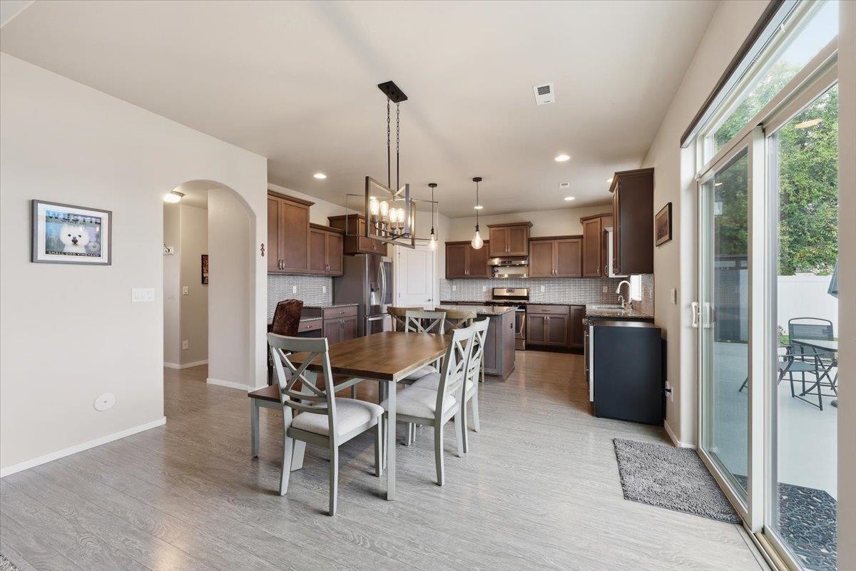 2718 W Heath Ave - Photo 14