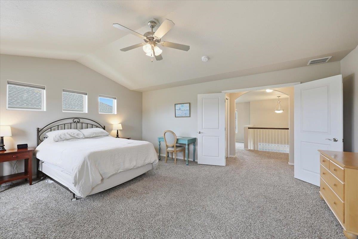 2718 W Heath Ave - Photo 22