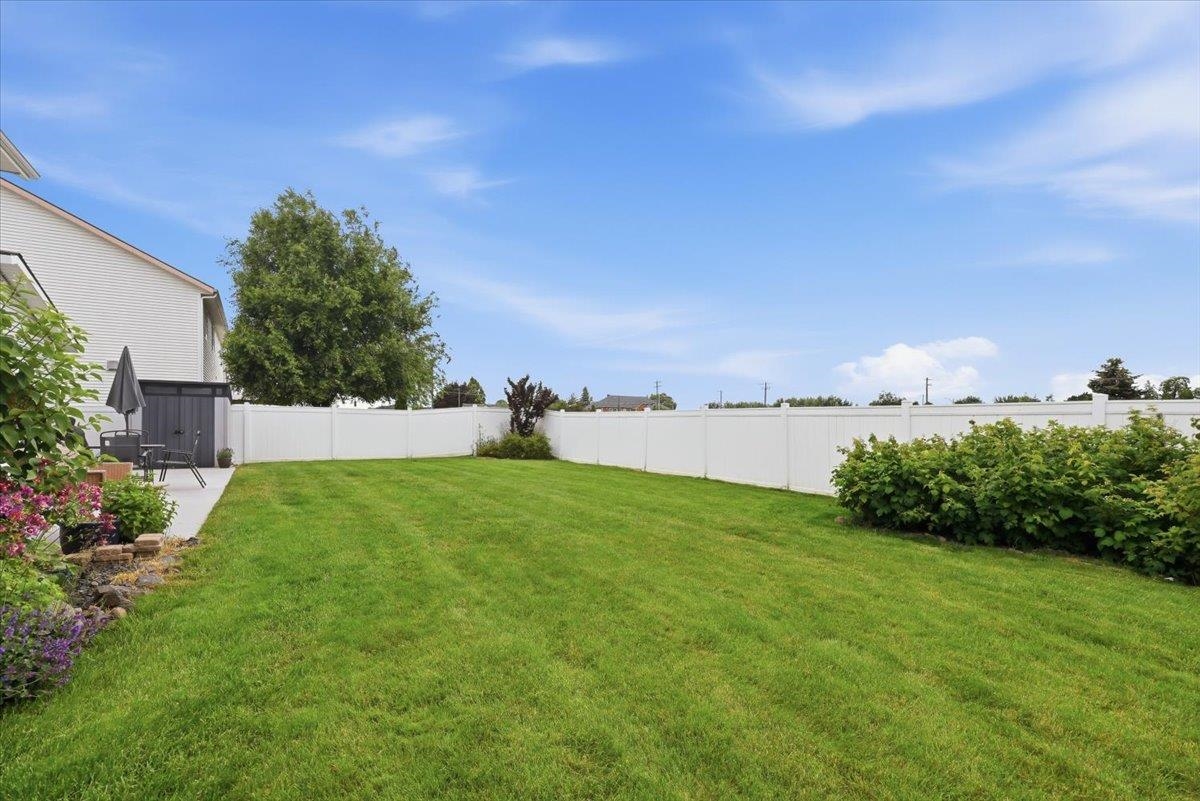 2718 W Heath Ave - Photo 35