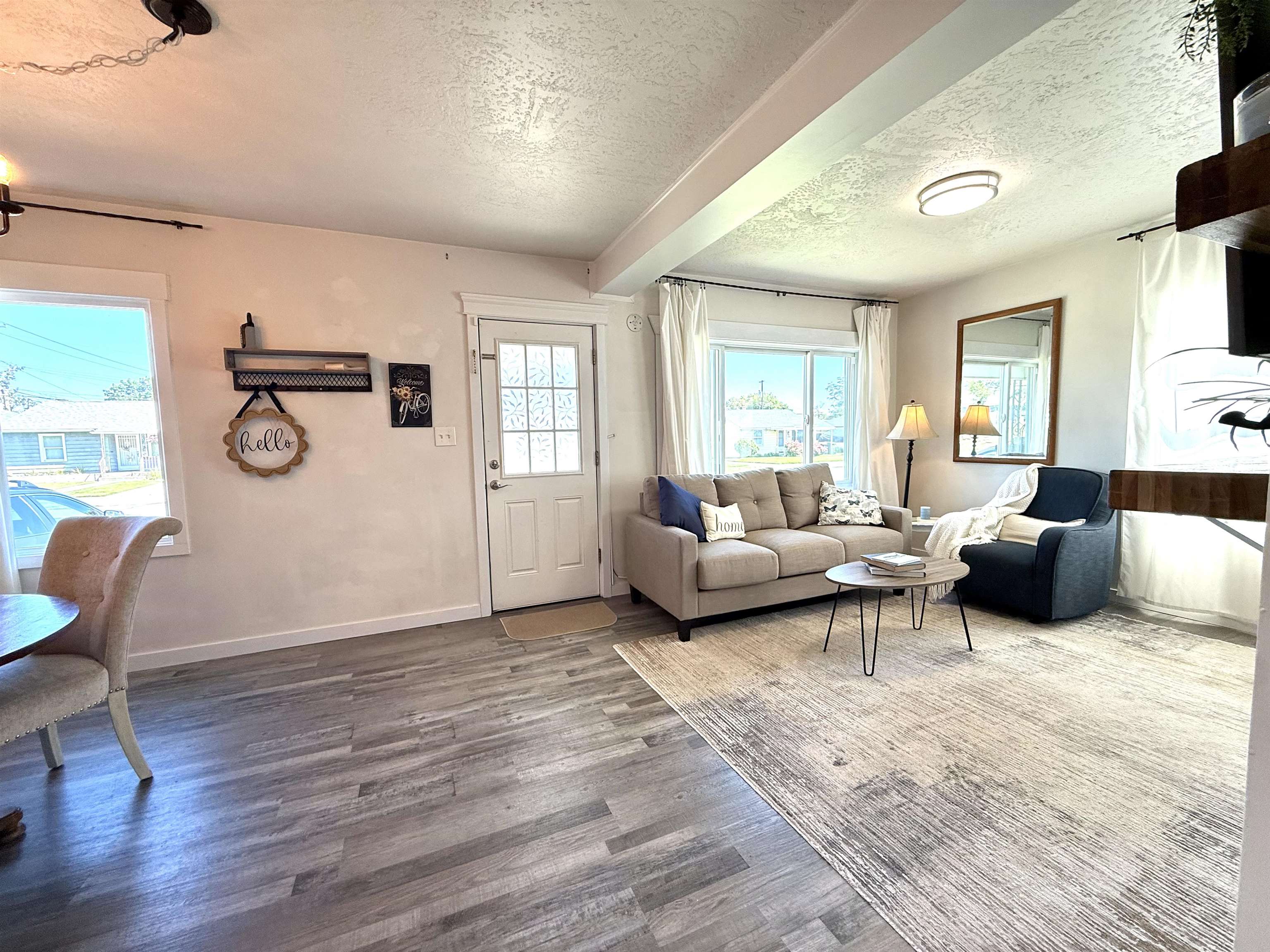 2114 E ROWAN Dr - Photo 6