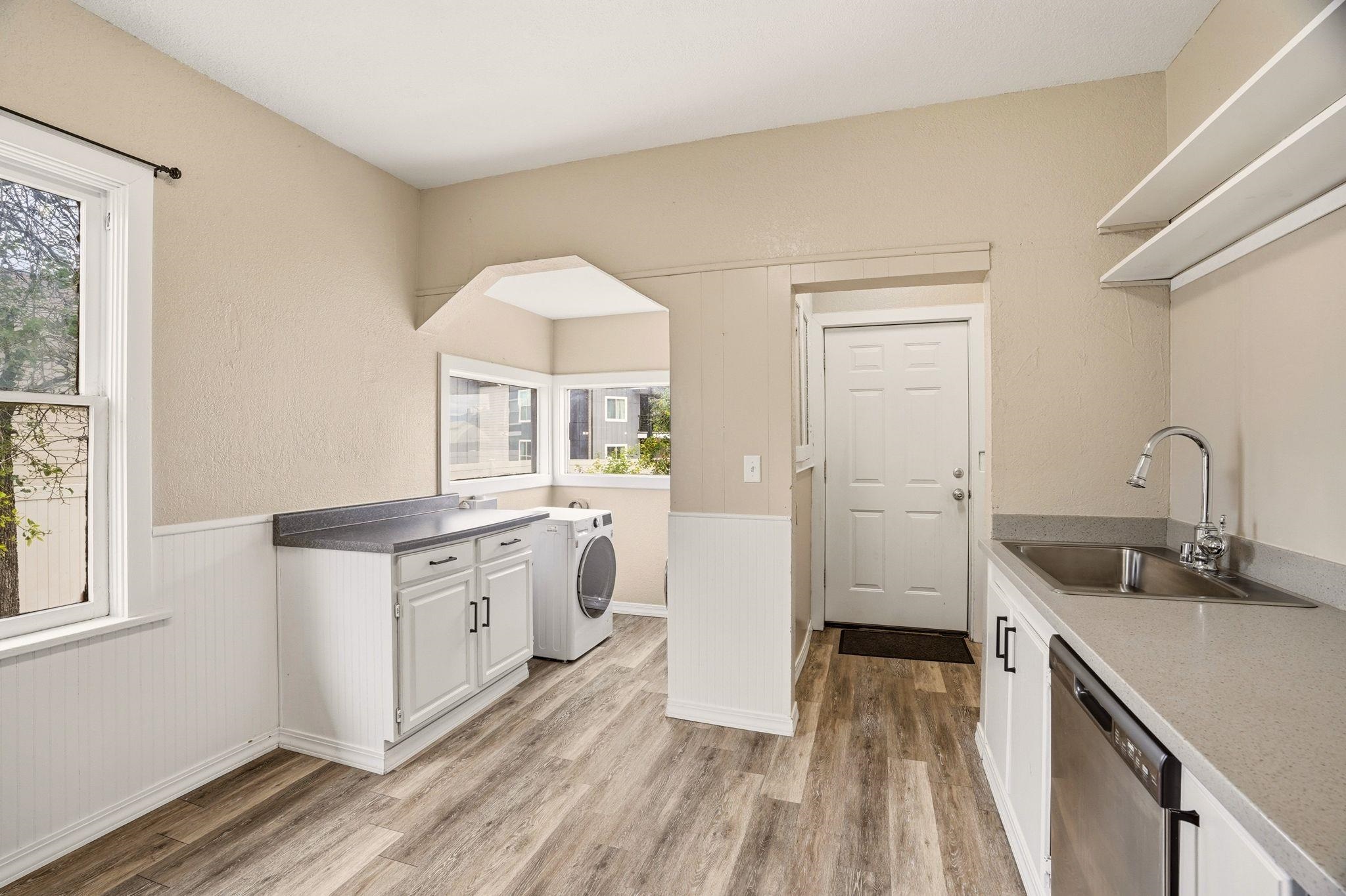 1623 E Mission Ave - Photo 14