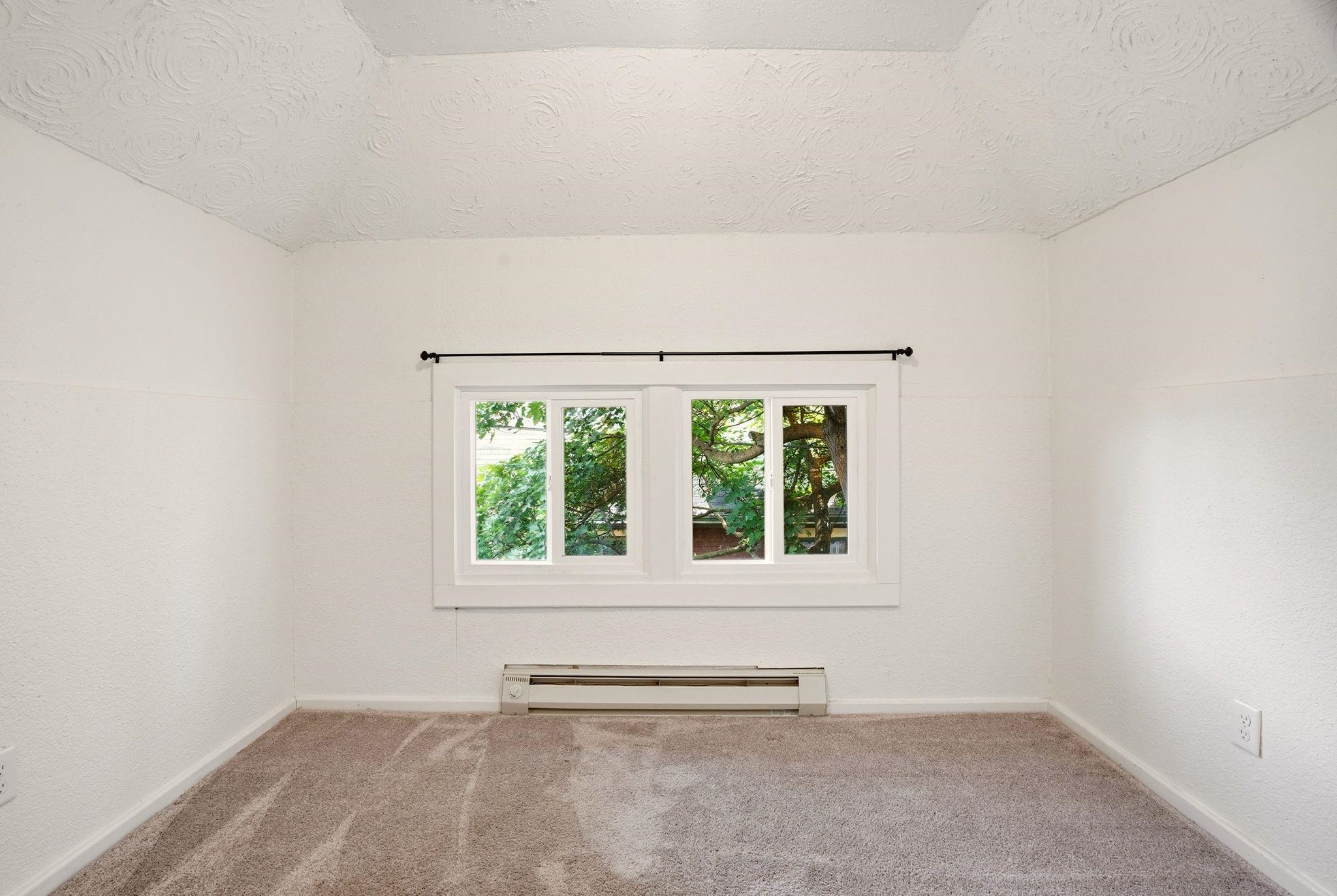 1623 E Mission Ave - Photo 21