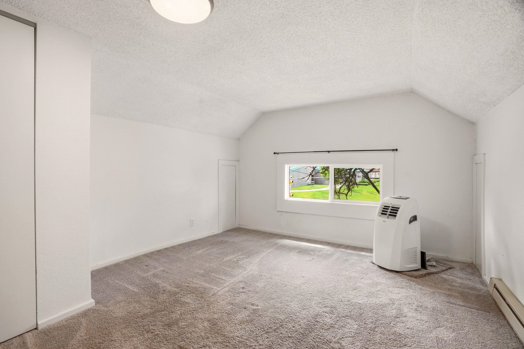 1623 E Mission Ave - Photo 25