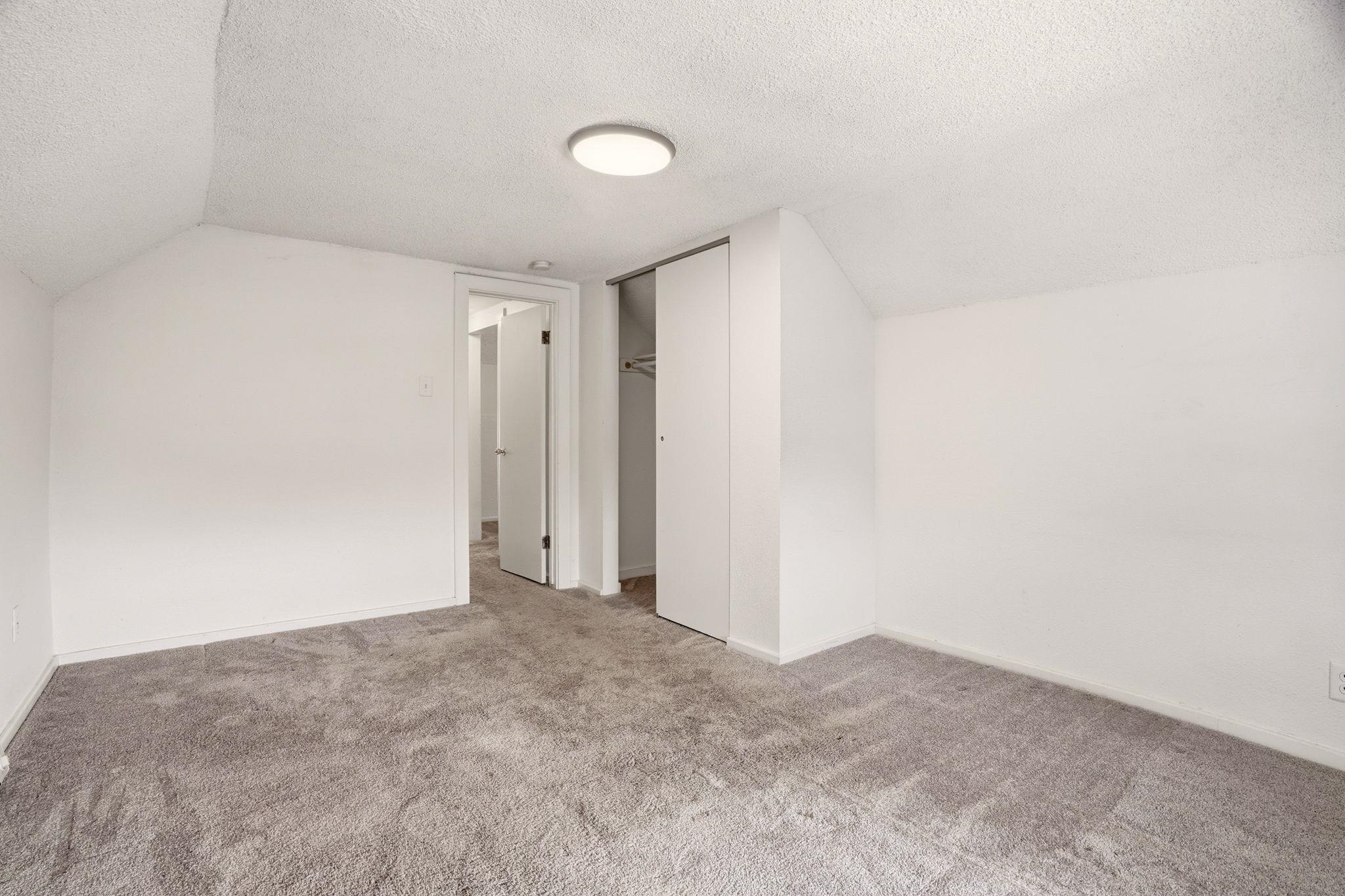 1623 E Mission Ave - Photo 26