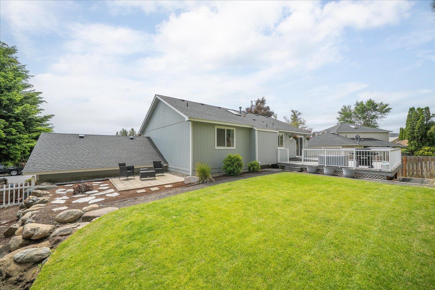 805 E TUDOR Ct - Photo 26