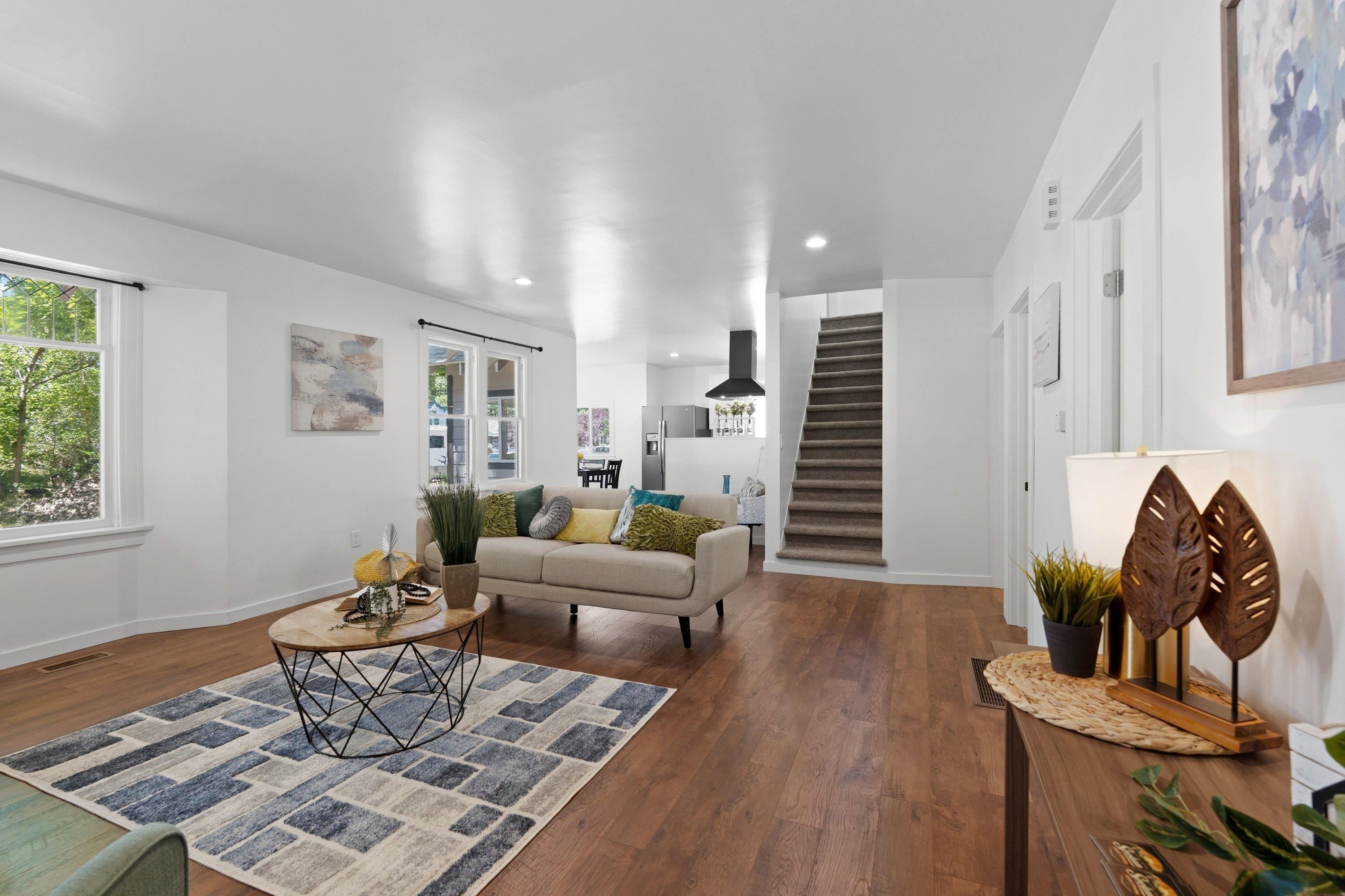 2803 E Hartson Ave - Photo 4