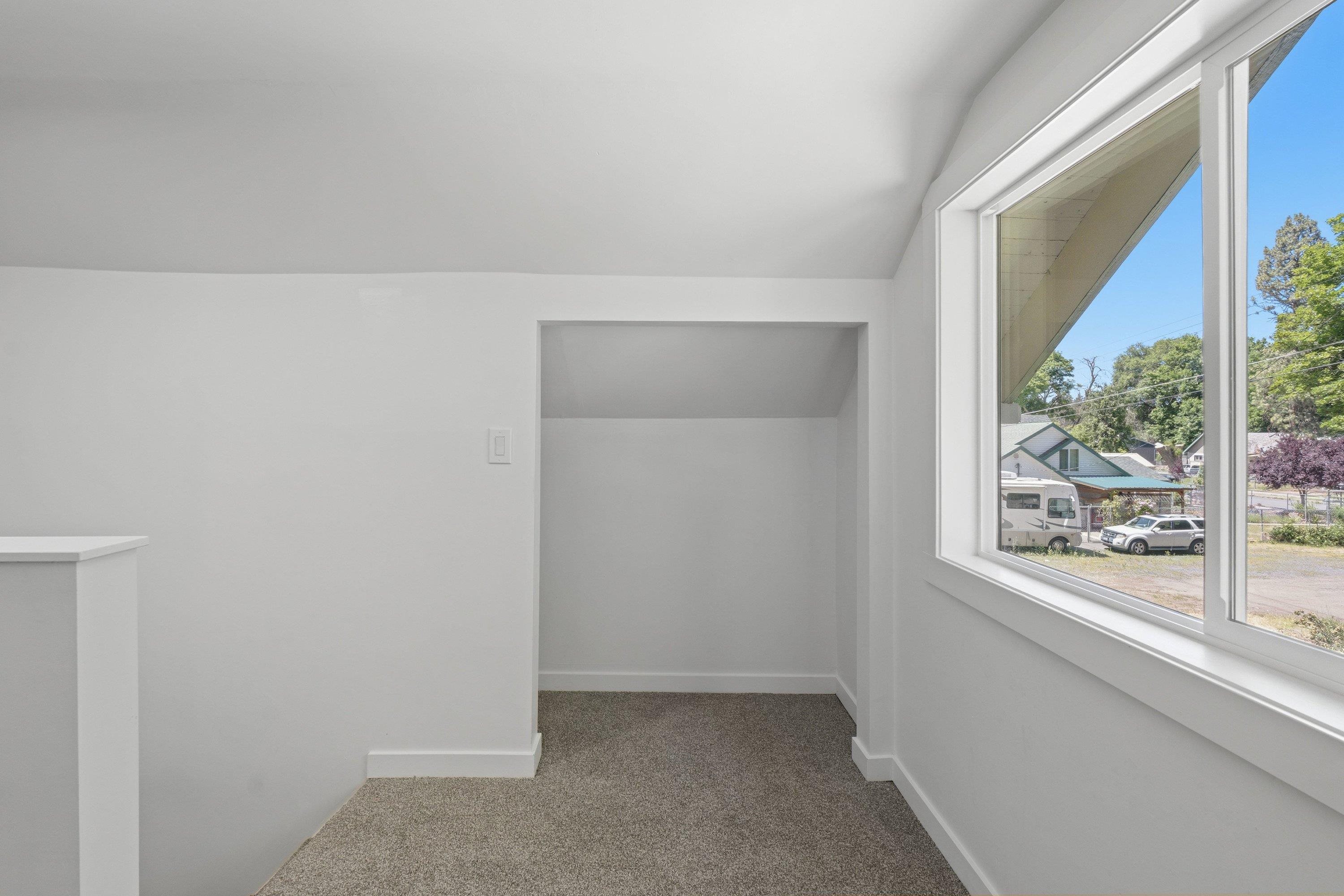 2803 E Hartson Ave - Photo 20