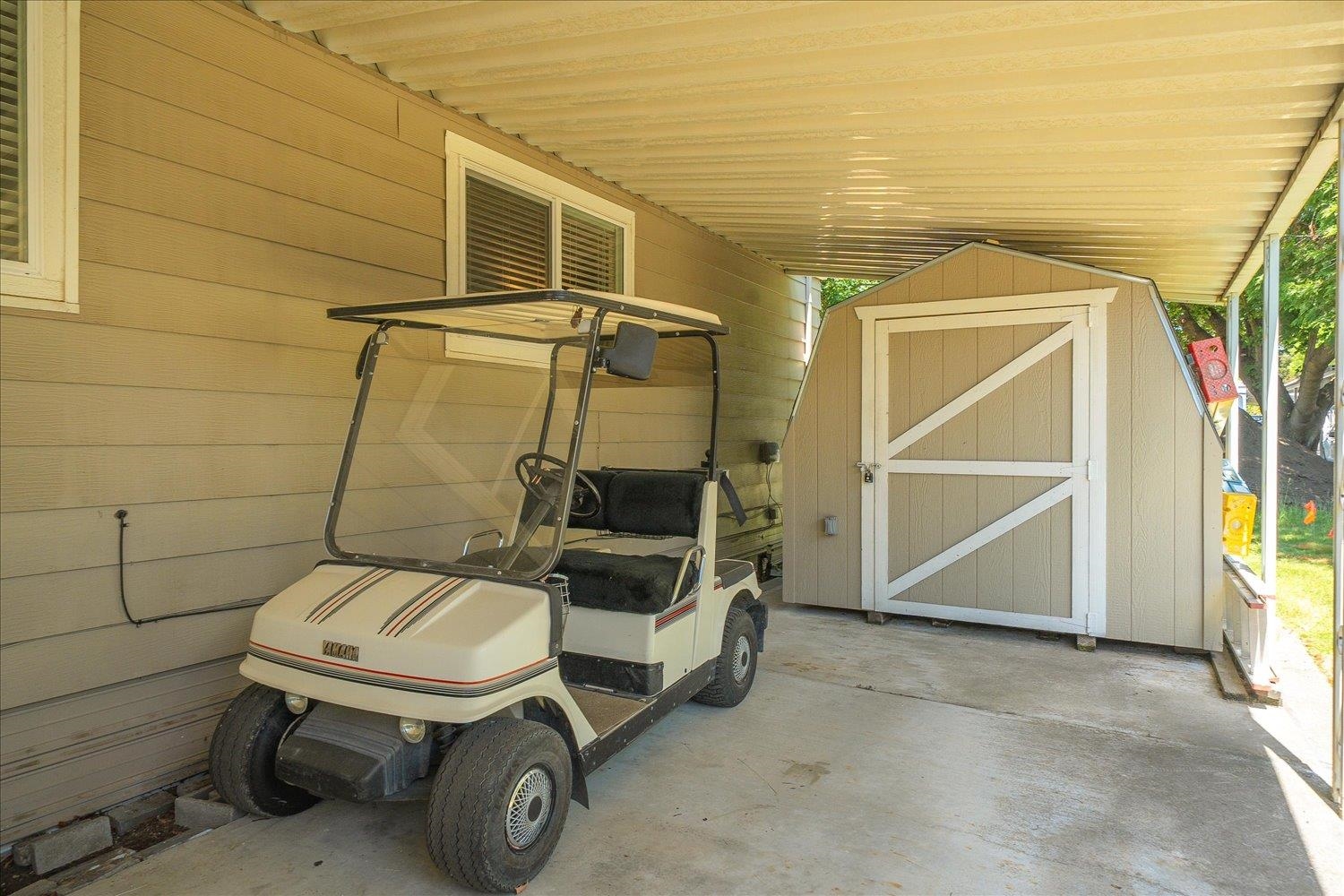 208 S Neyland Rd - Photo 32
