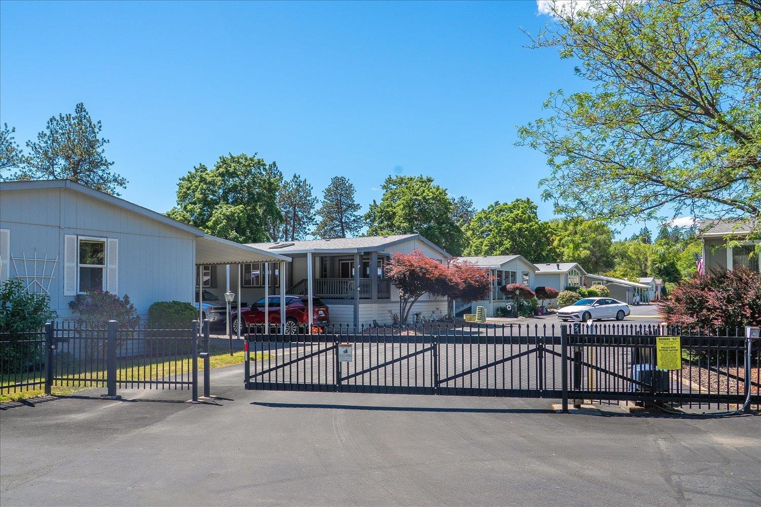 208 S Neyland Rd - Photo 42