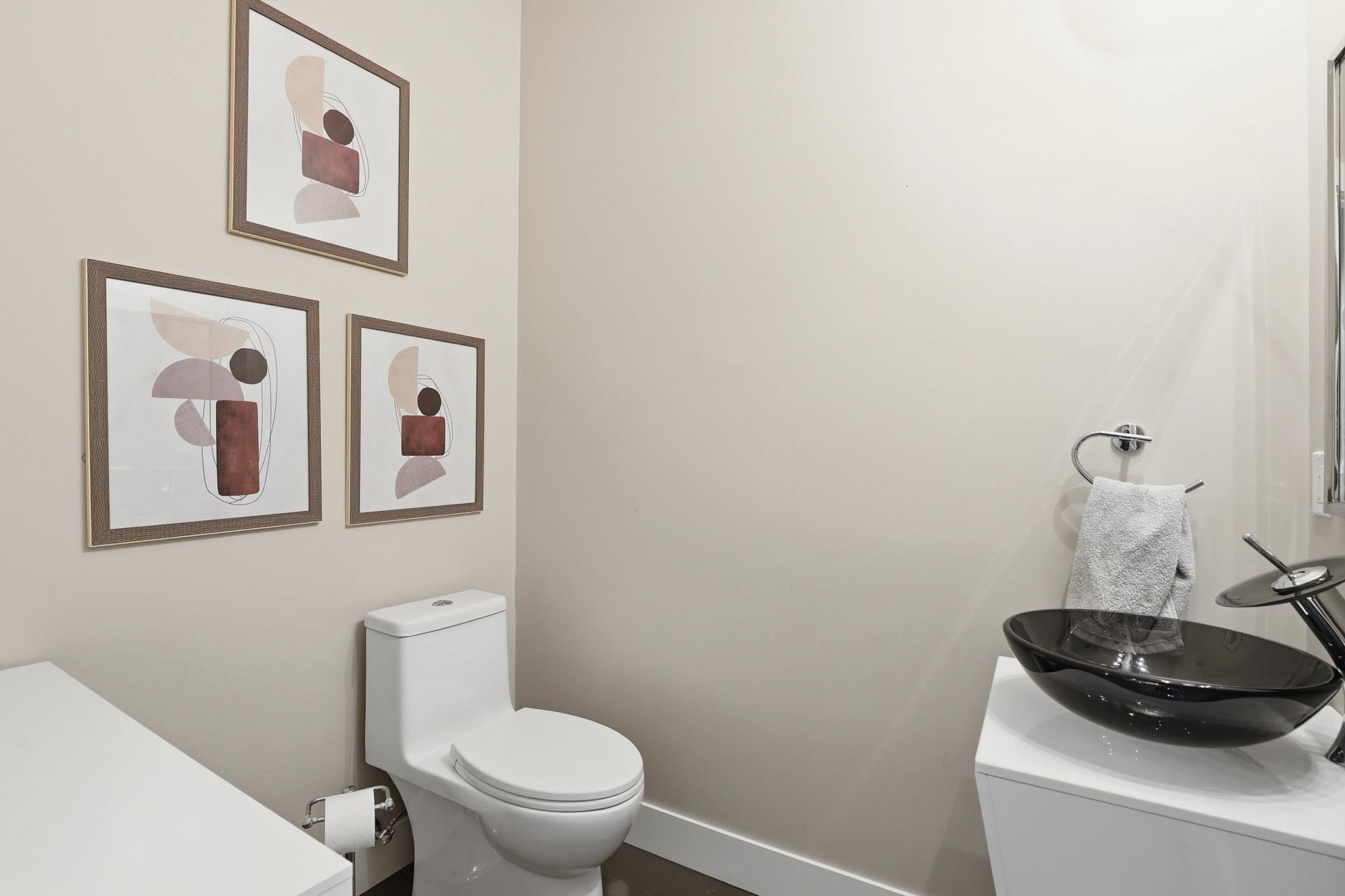 314 E 10th Ave - Photo 15