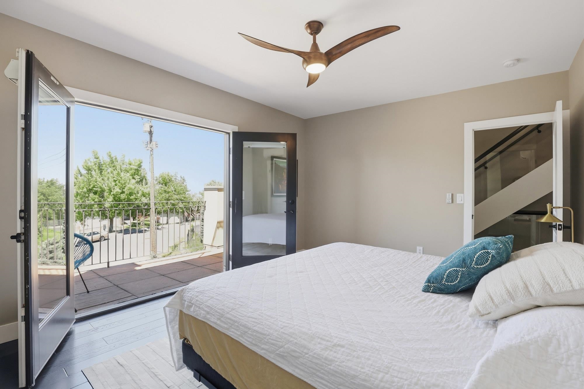 314 E 10th Ave - Photo 18