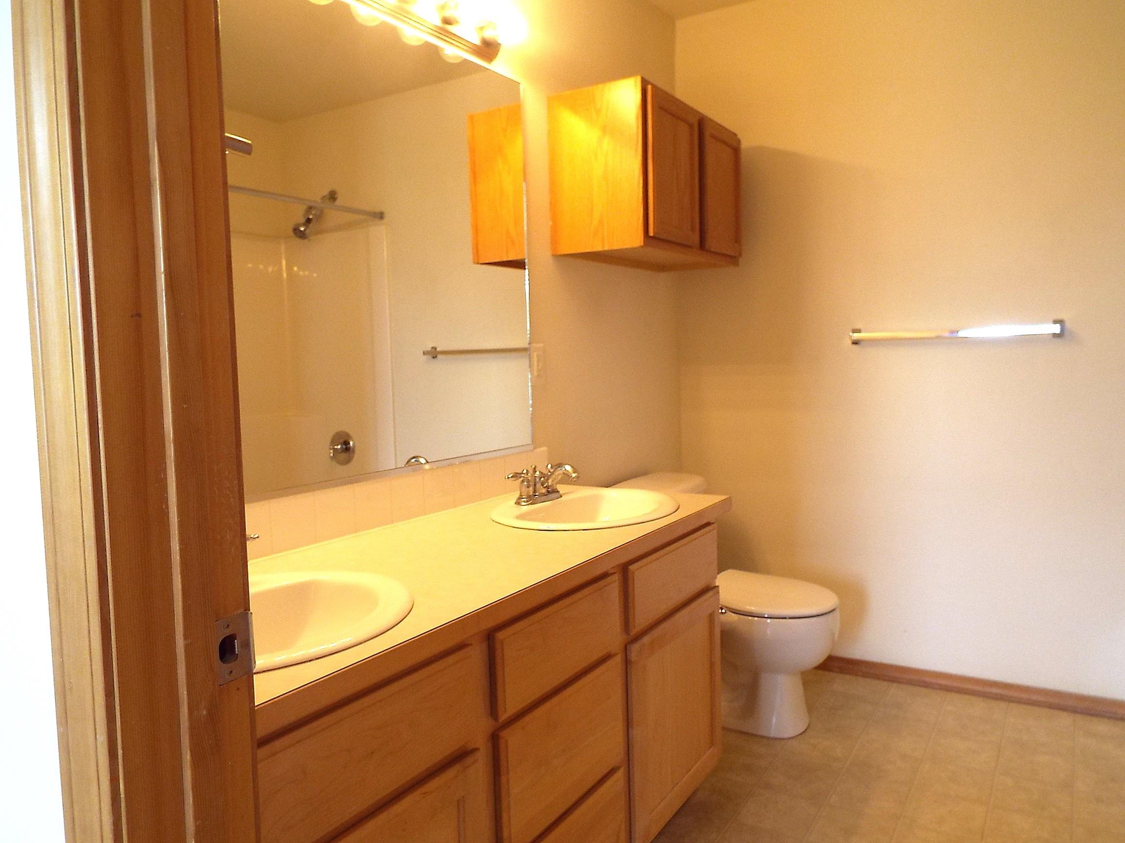 9318 N Oak St - Photo 13