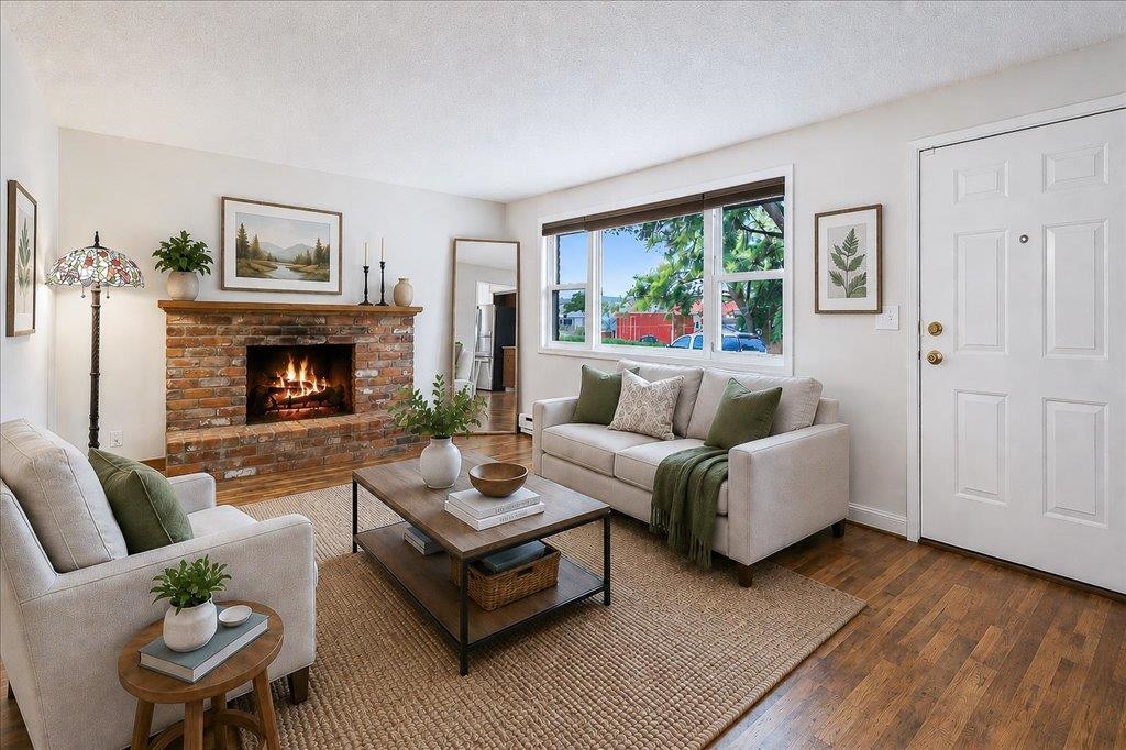 2931 E Augusta Ave - Photo 4