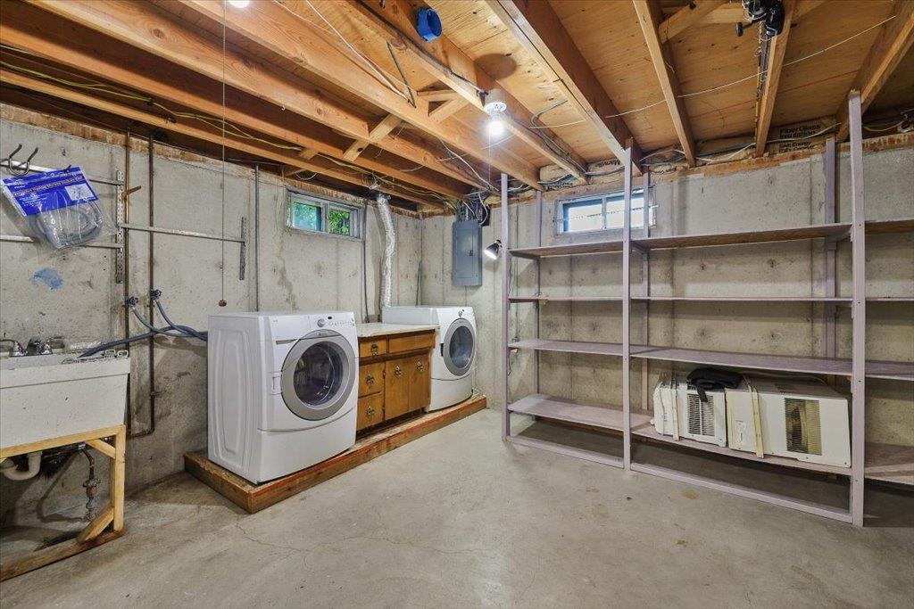 2931 E Augusta Ave - Photo 16