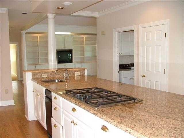 7524 S Regal Rd - Photo 7