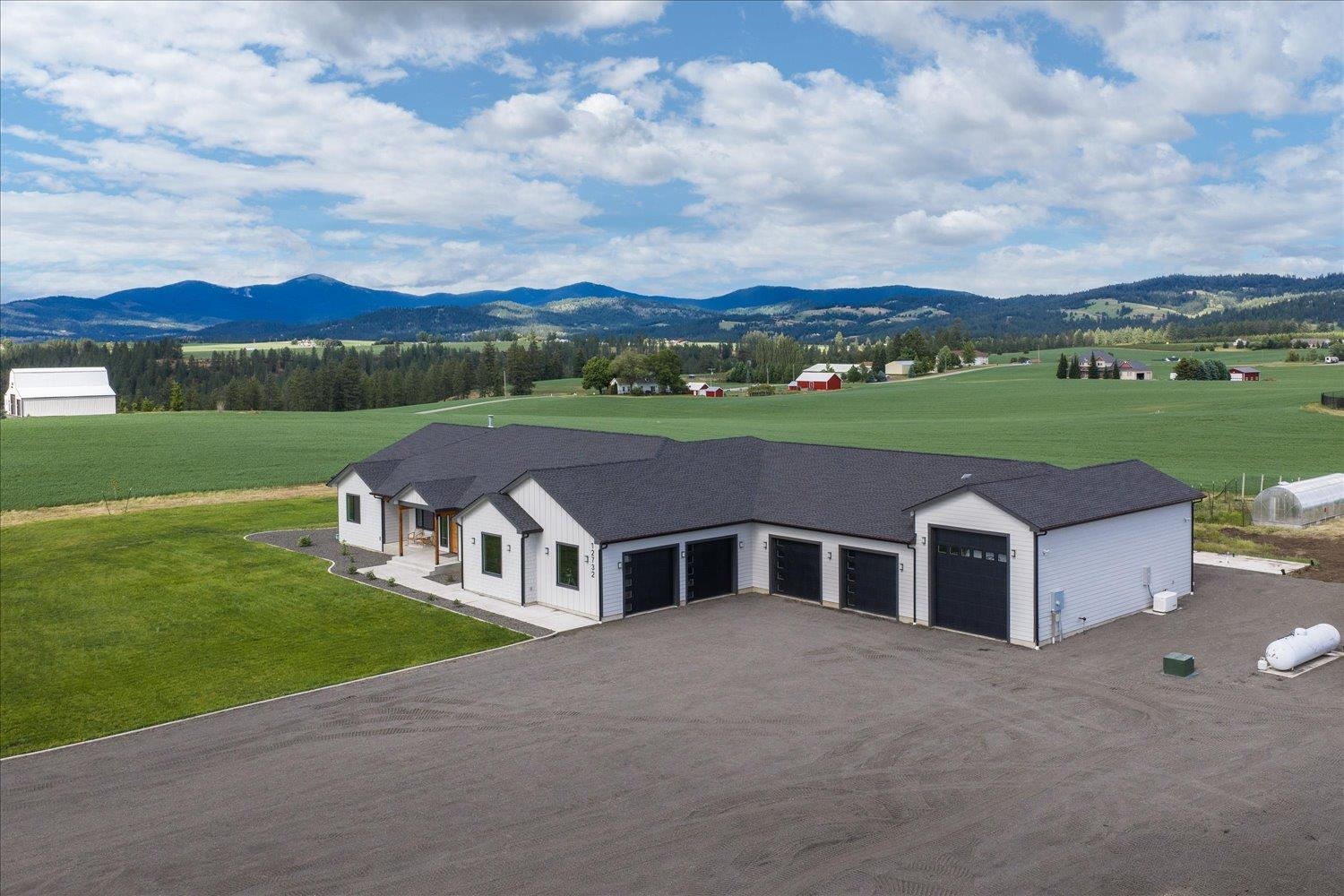 12732 E Piper Rd - Photo 2
