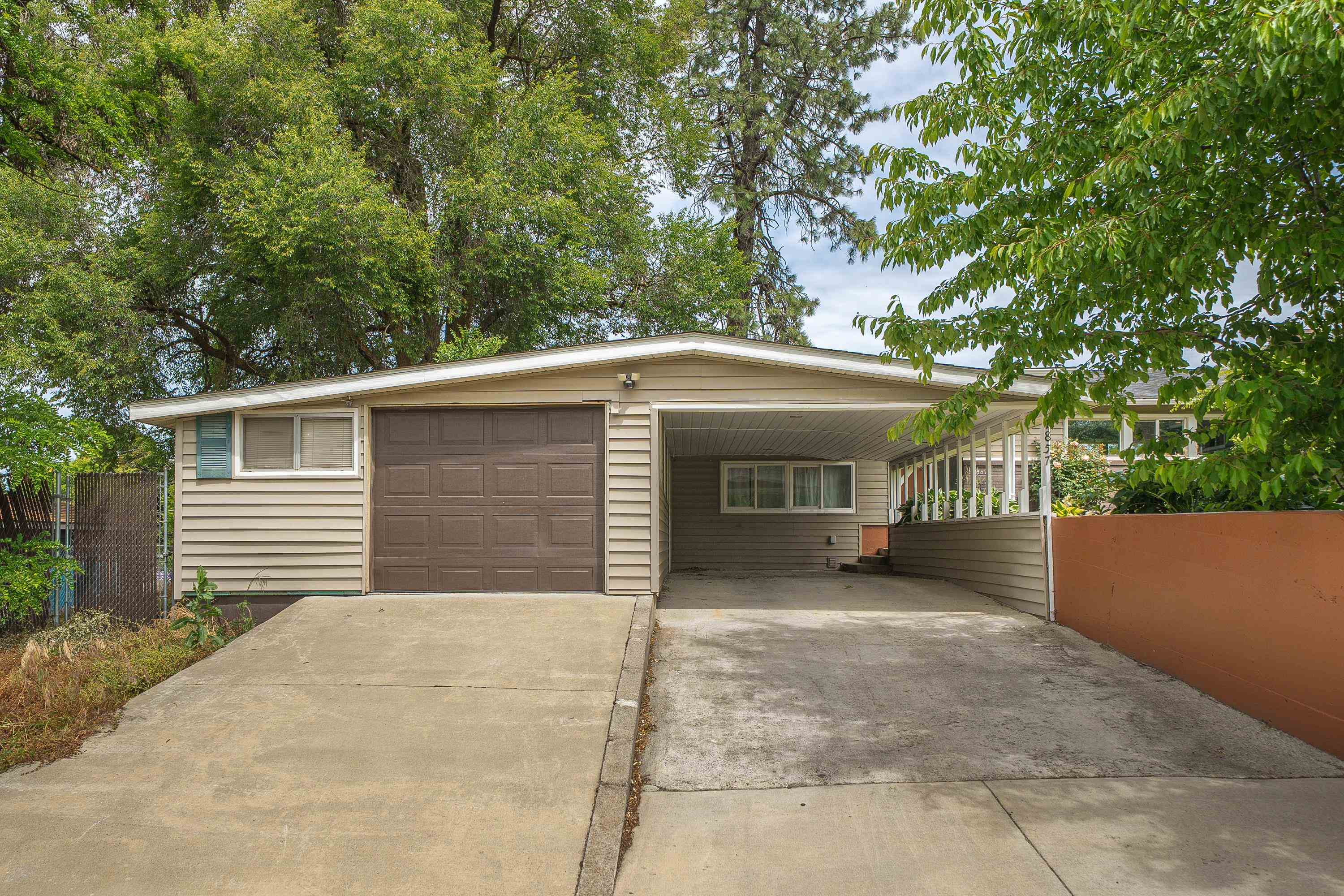 1857 E 8th Ave - Photo 32
