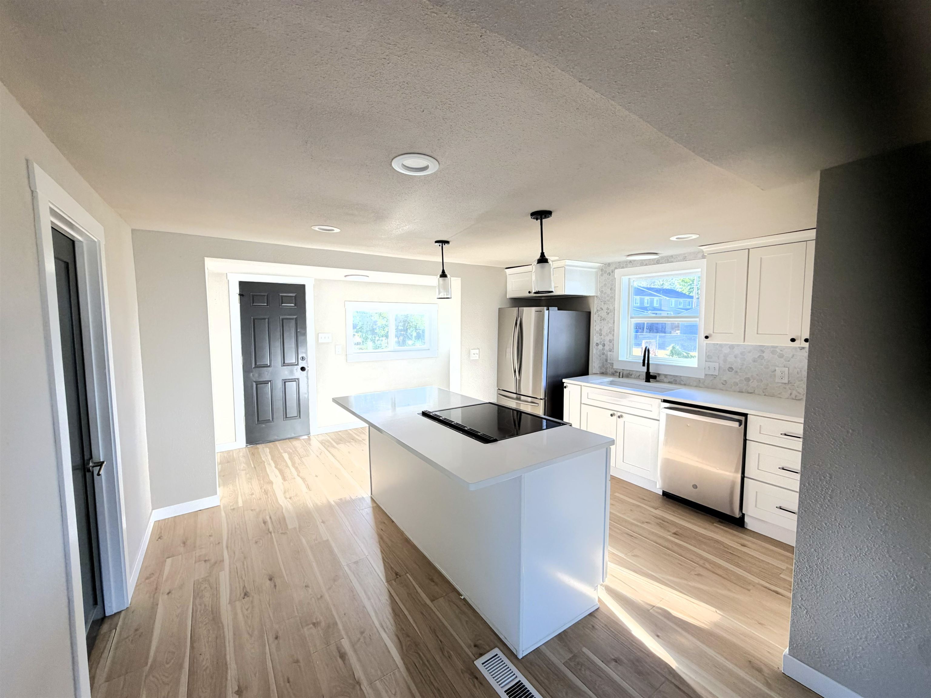 6015 N Monroe St - Photo 4