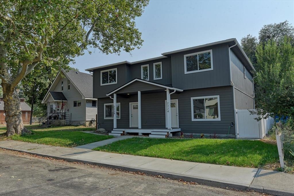 2324 E 7th Ave - Photo 3