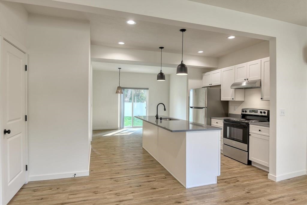 2324 E 7th Ave - Photo 8