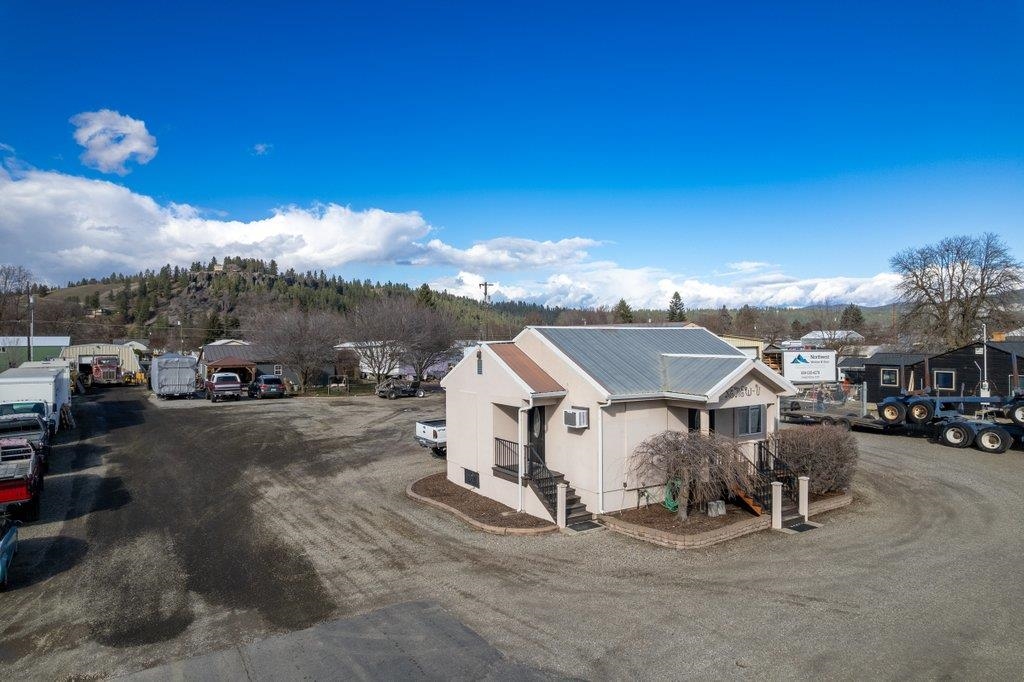 11619 E Trent Ave - Photo 3