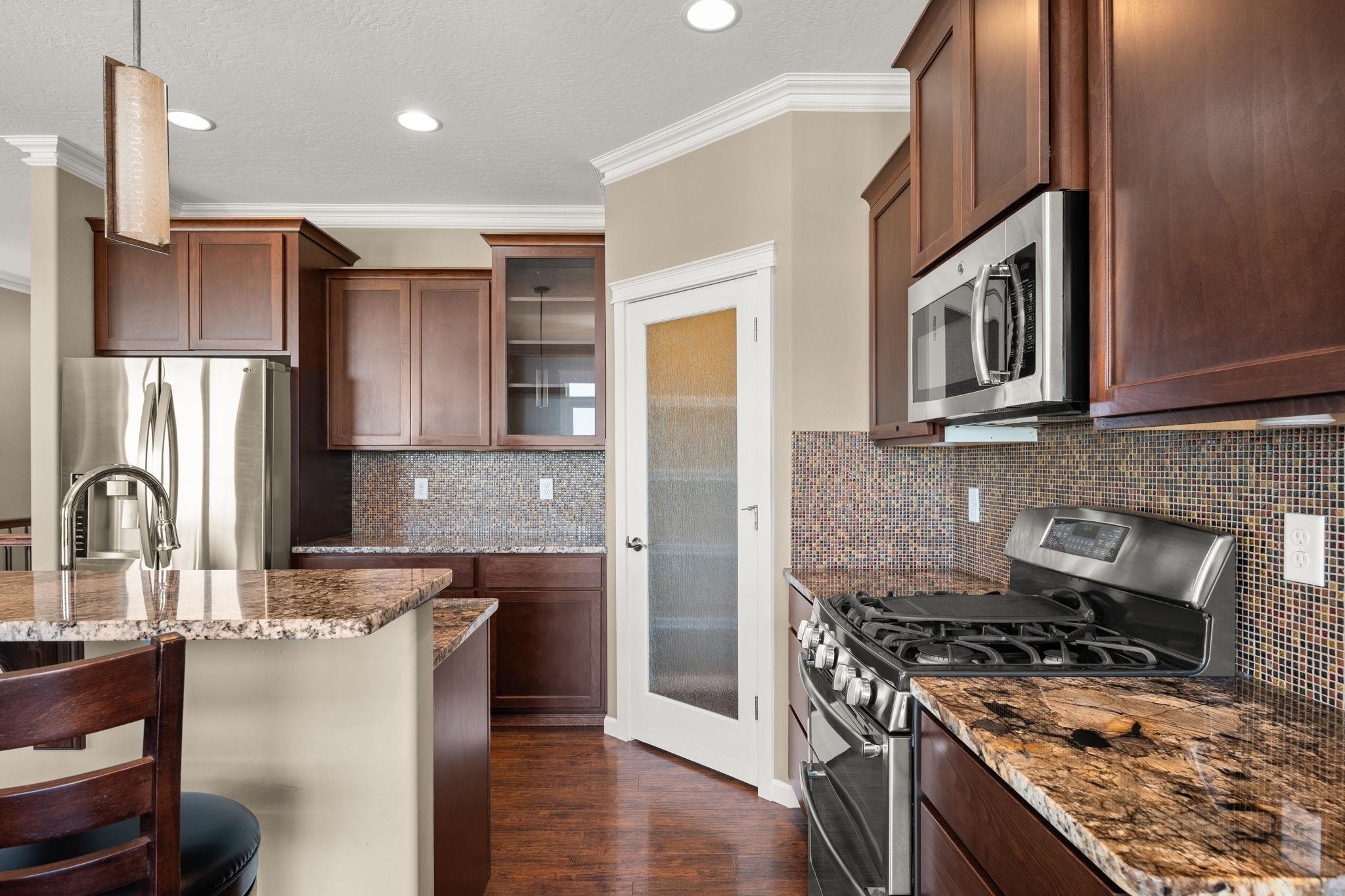 2708 S Galway Ln - Photo 8