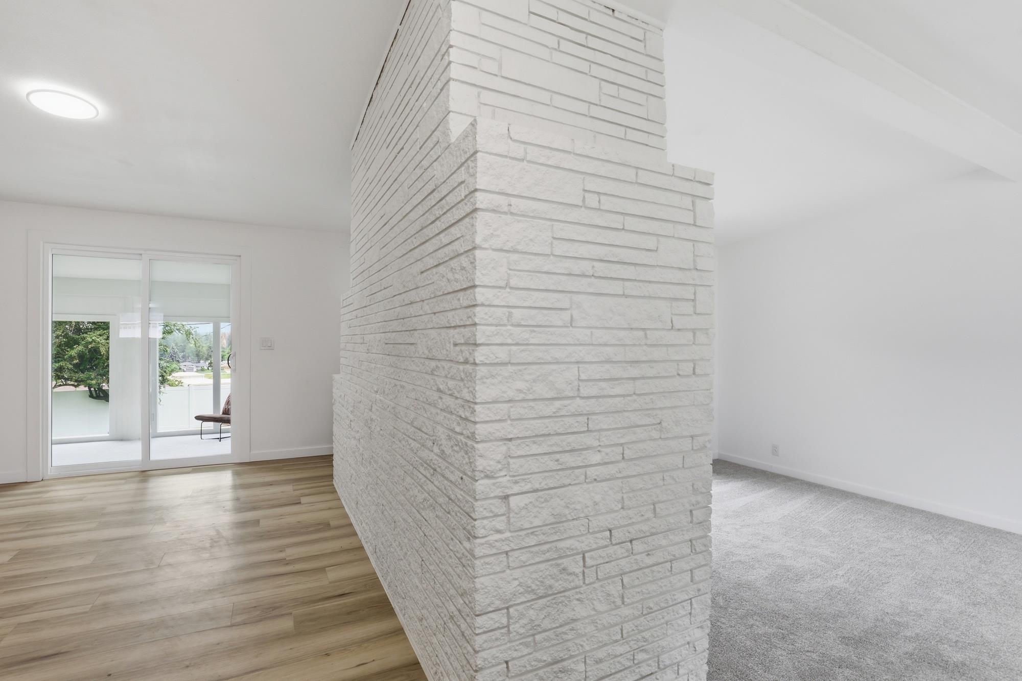 11406 E 19th Ave - Photo 8