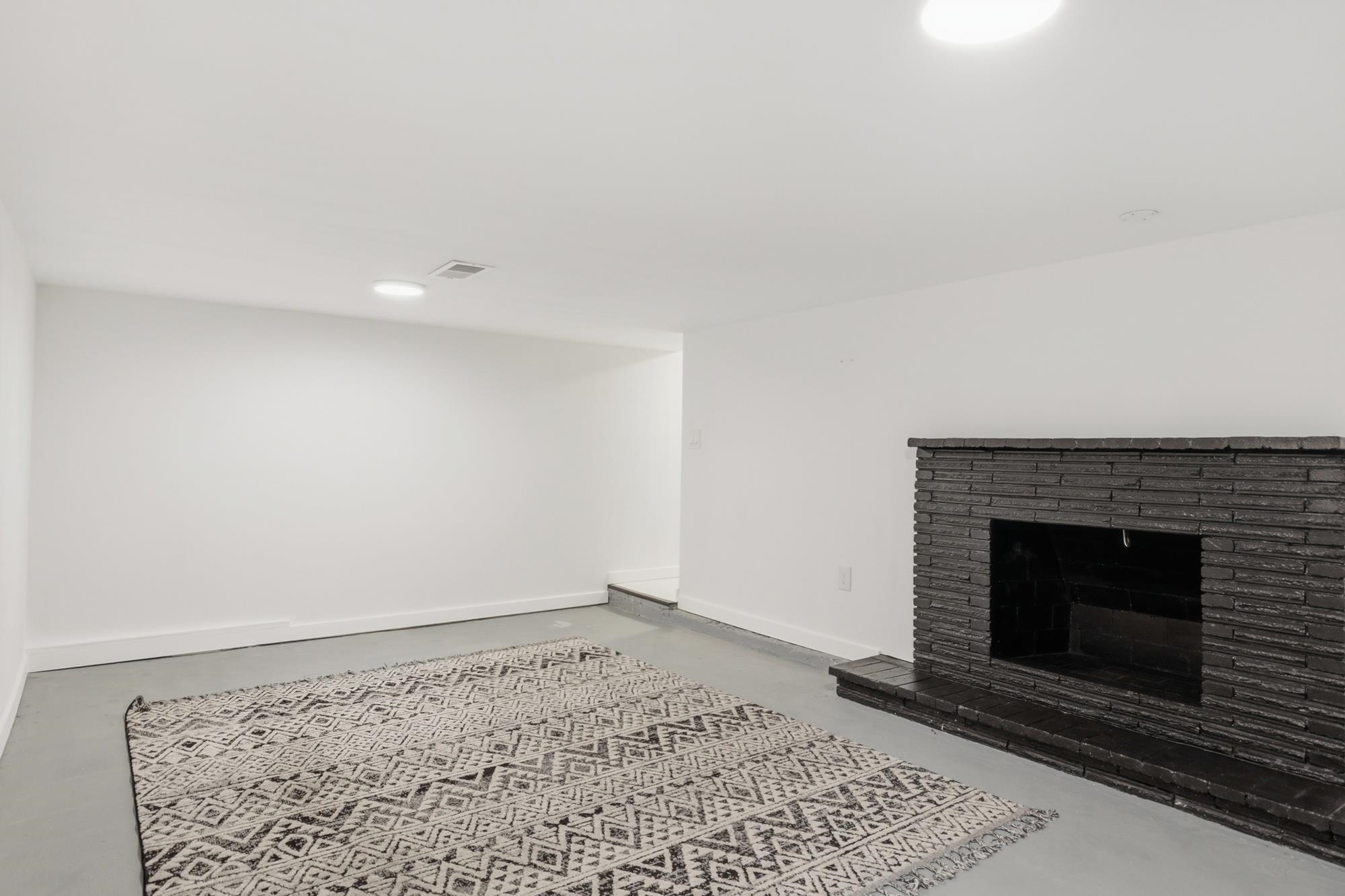 11406 E 19th Ave - Photo 39