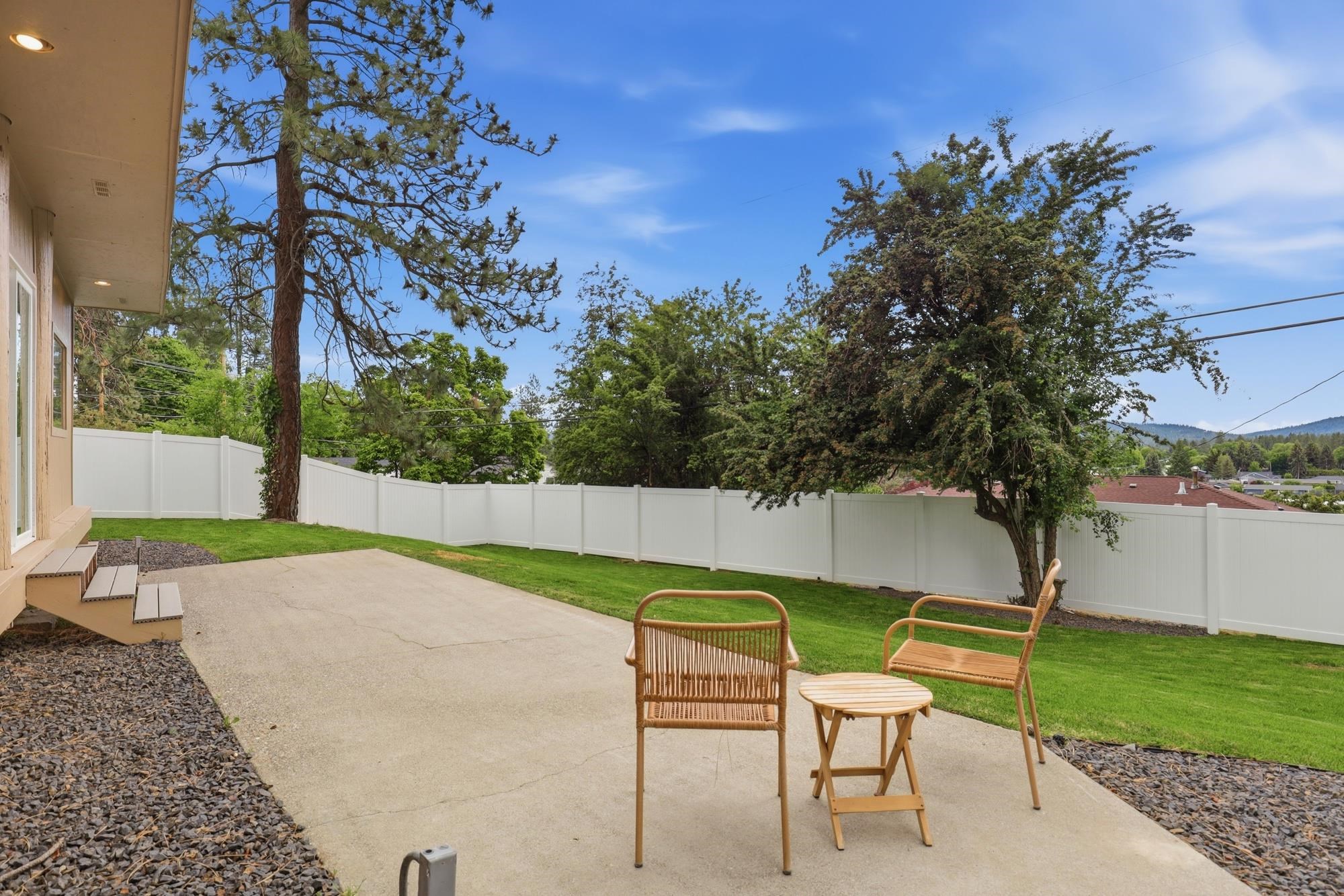 11406 E 19th Ave - Photo 45