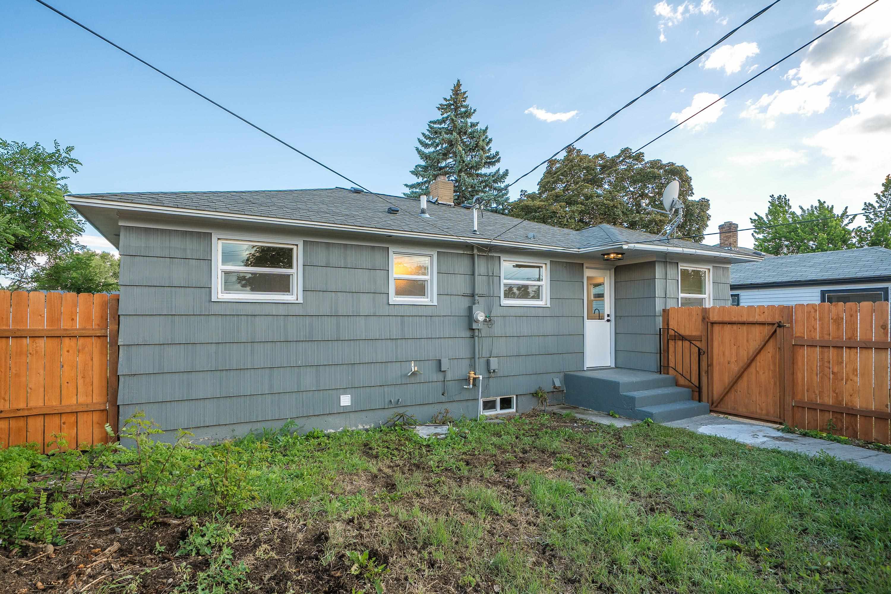 2217 E Longfellow St - Photo 15