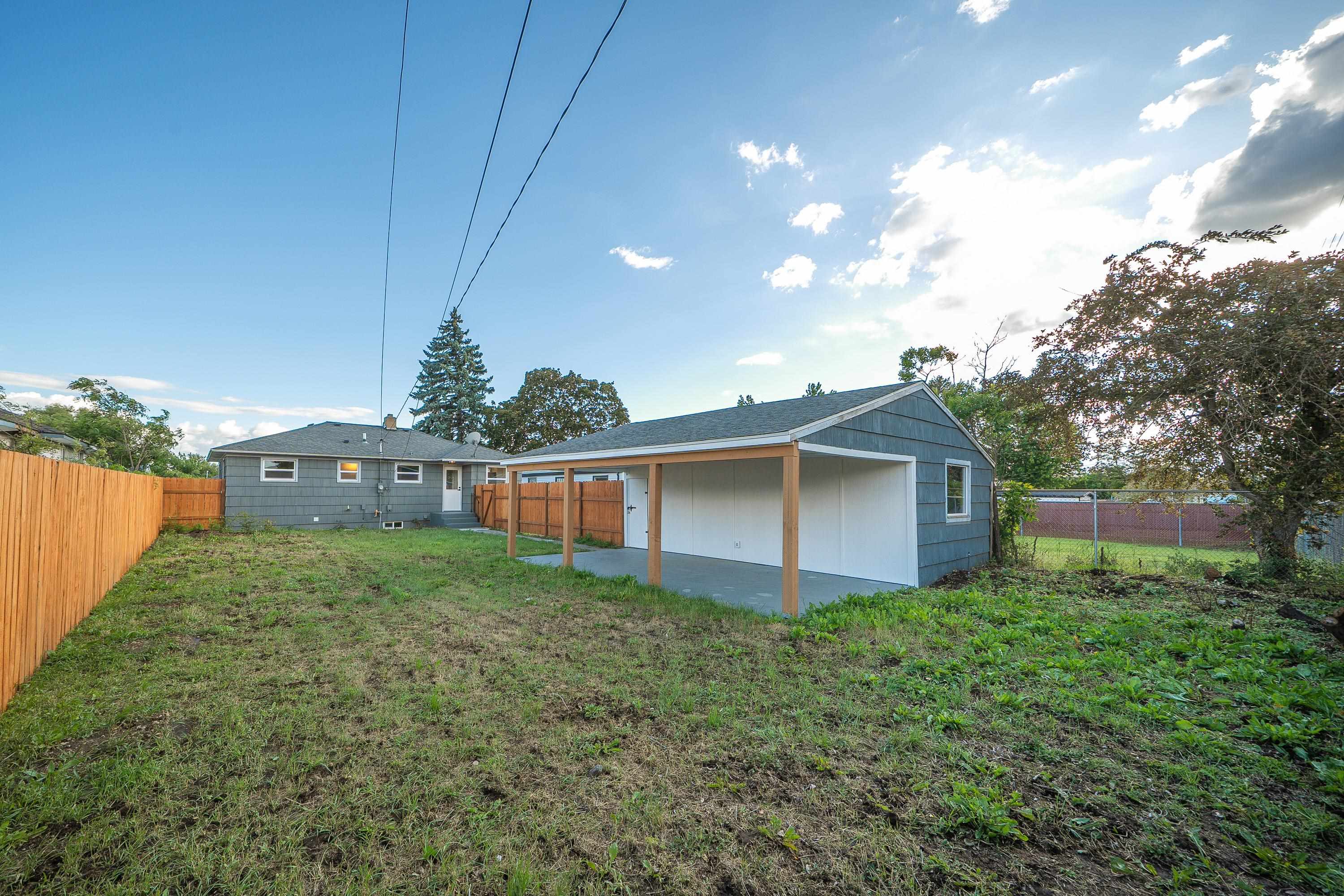 2217 E Longfellow St - Photo 17
