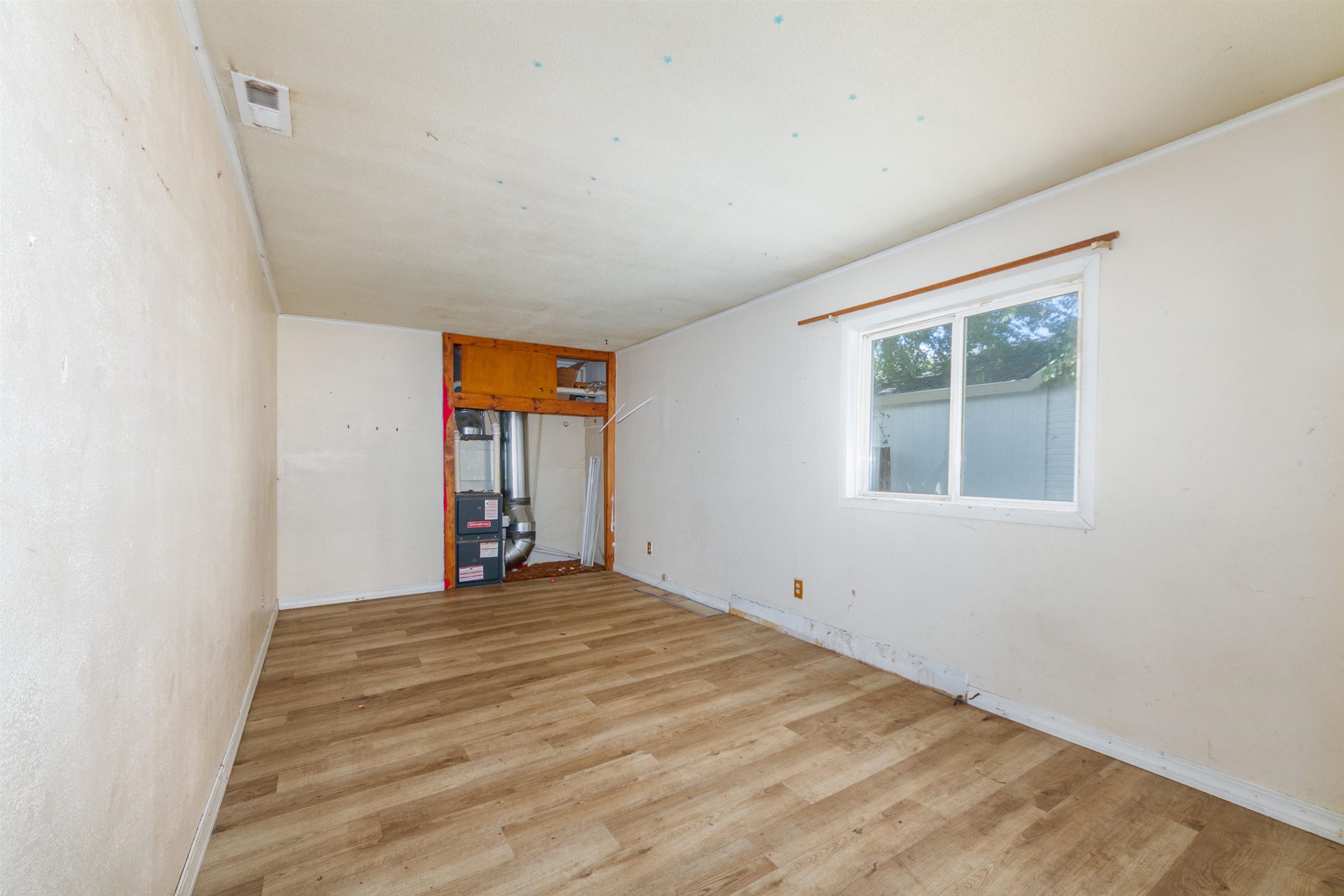 205 W CRAWFORD Ave - Photo 6