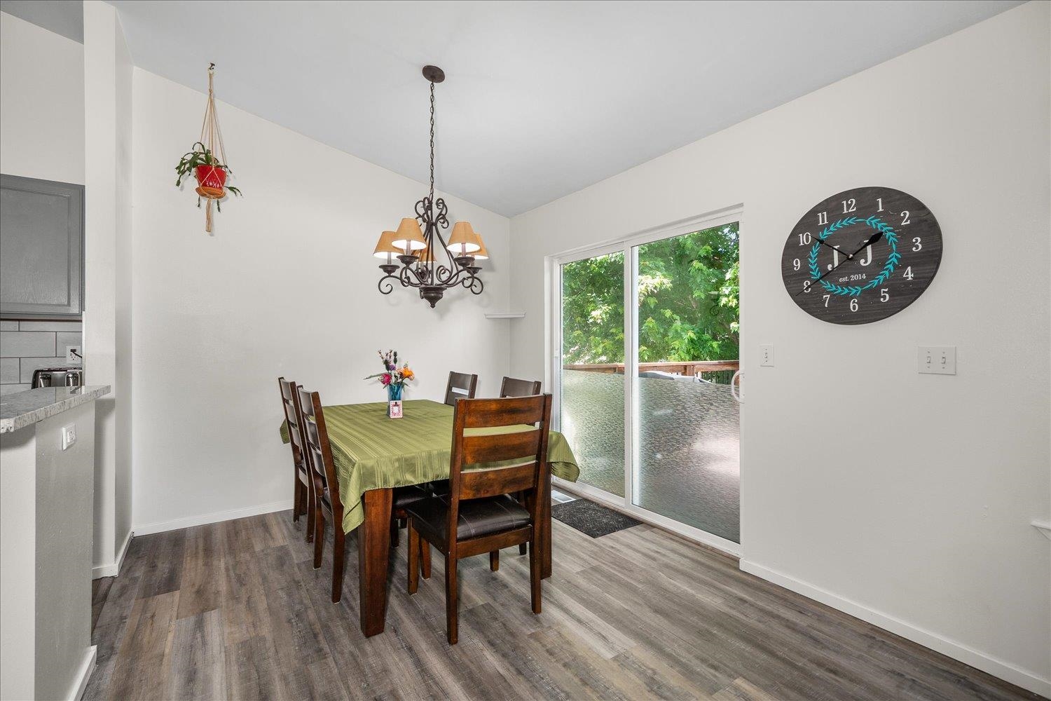 18911 E Baldwin Ln - Photo 8
