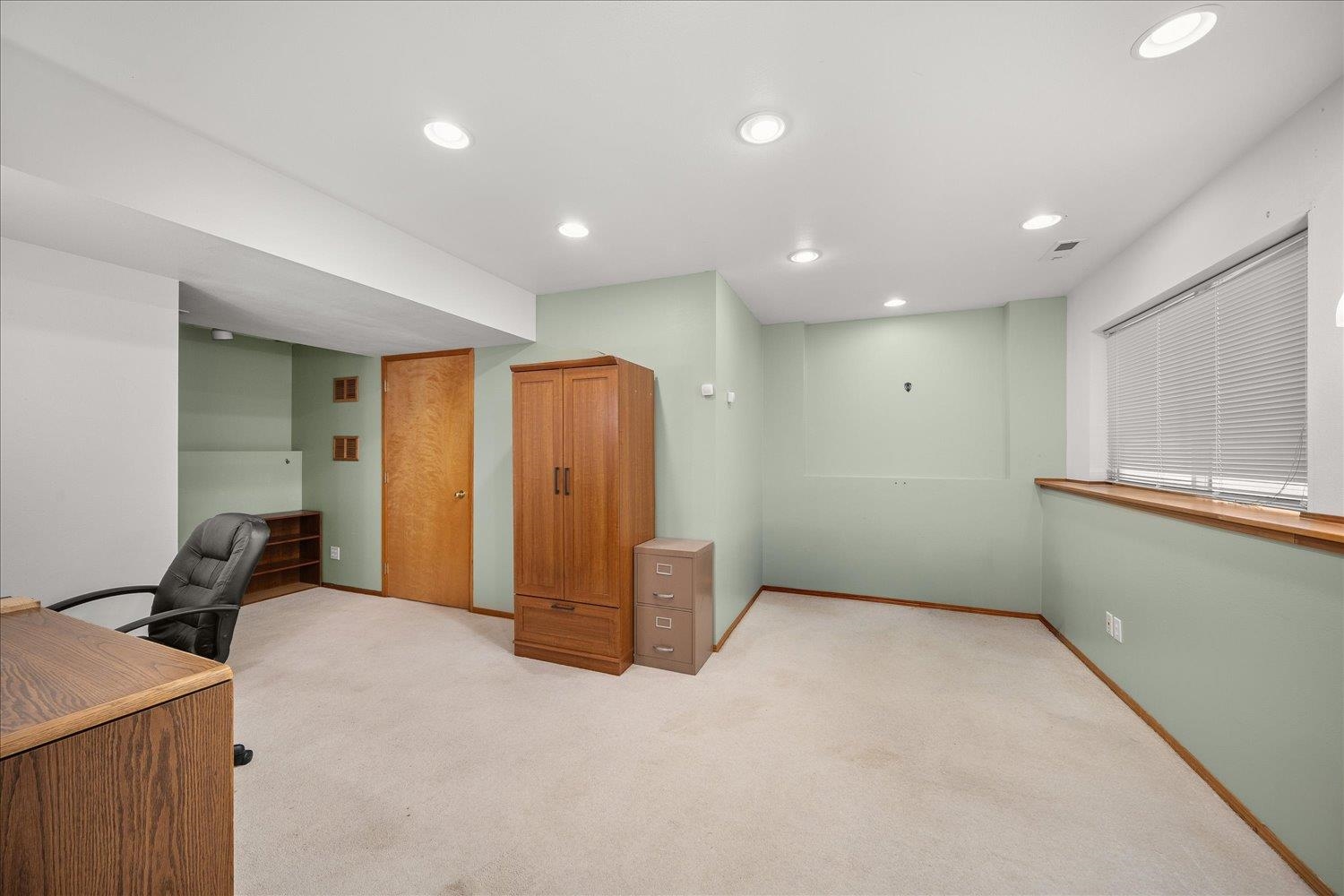 18911 E Baldwin Ln - Photo 21